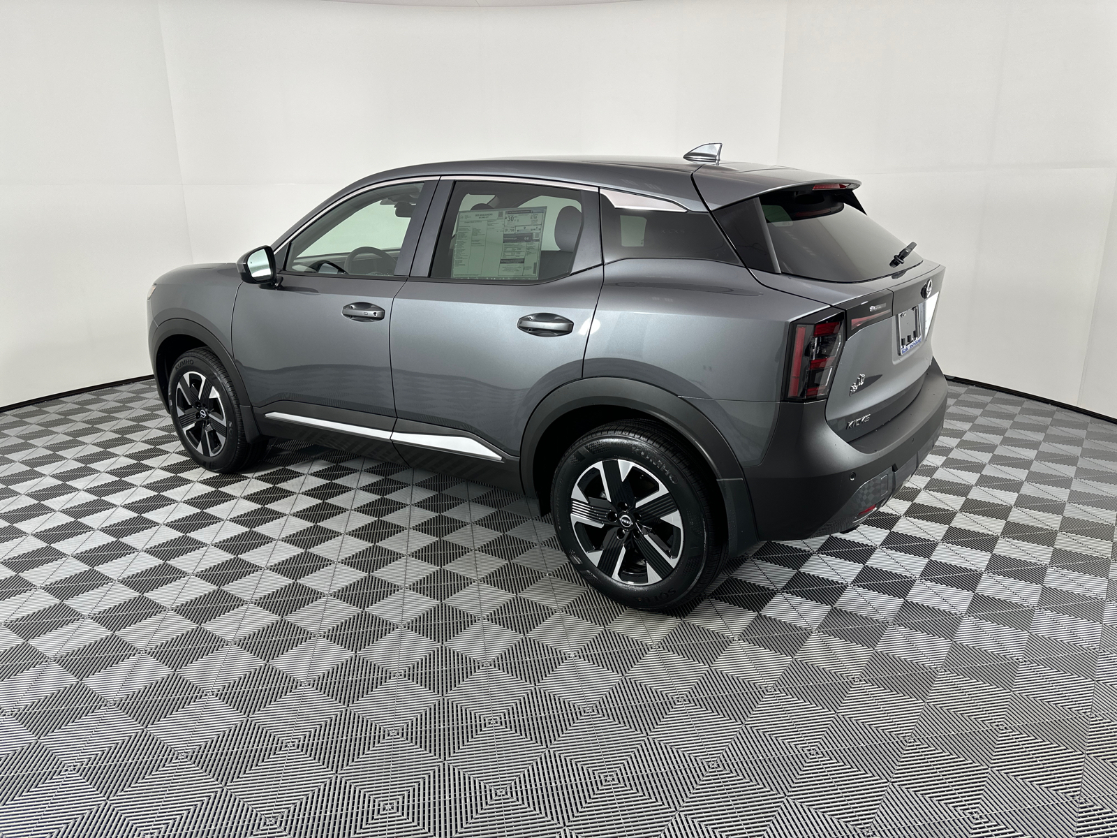 2025 Nissan Kicks SV 5