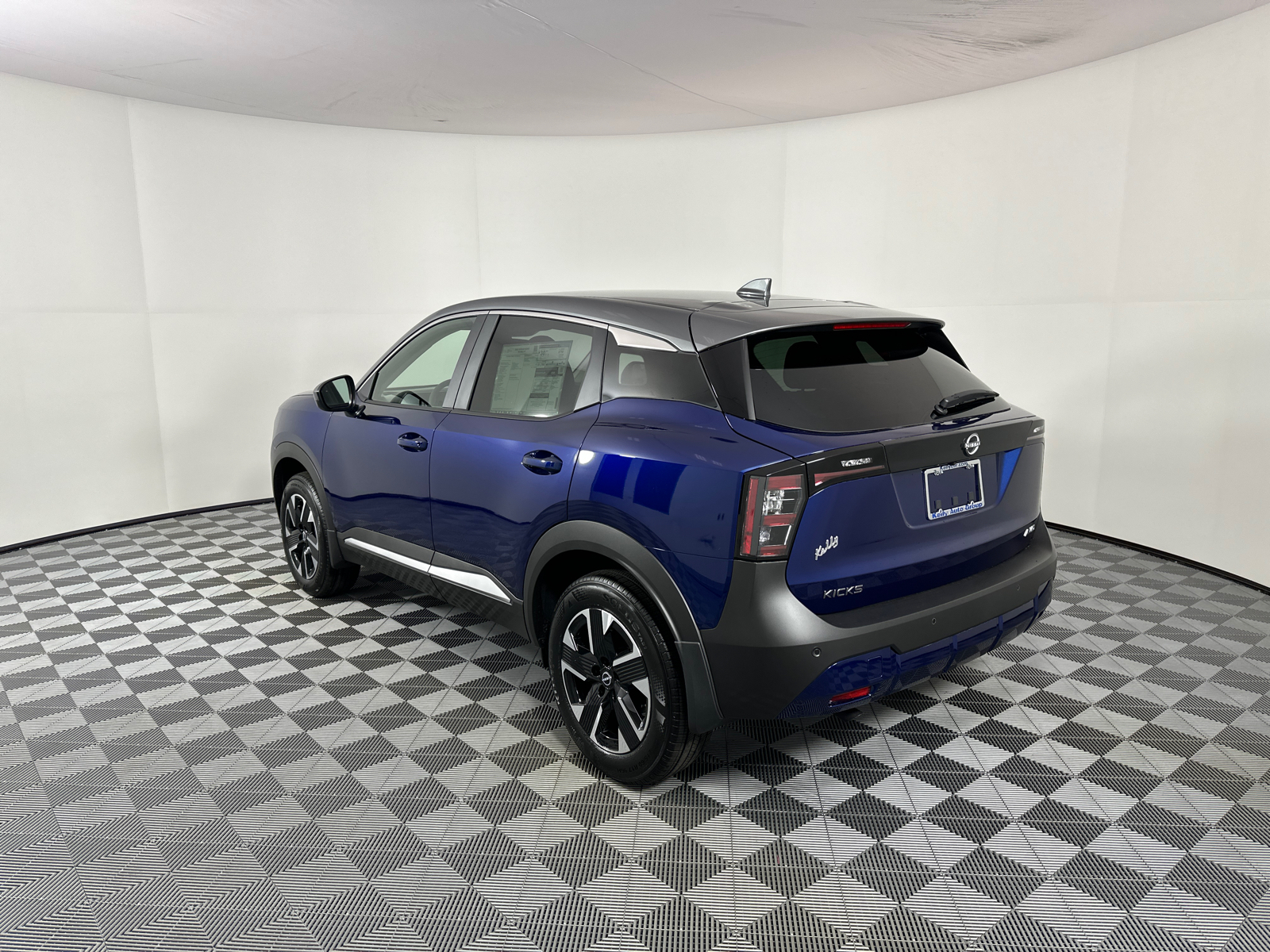 2025 Nissan Kicks SV 5