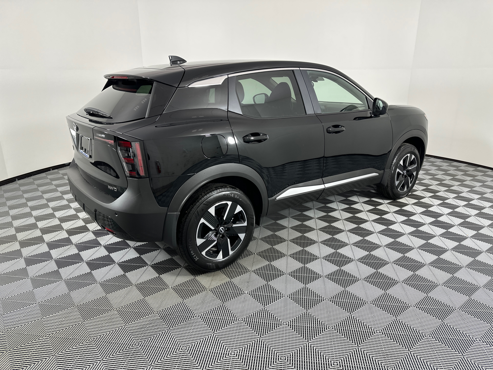 2025 Nissan Kicks SV 7