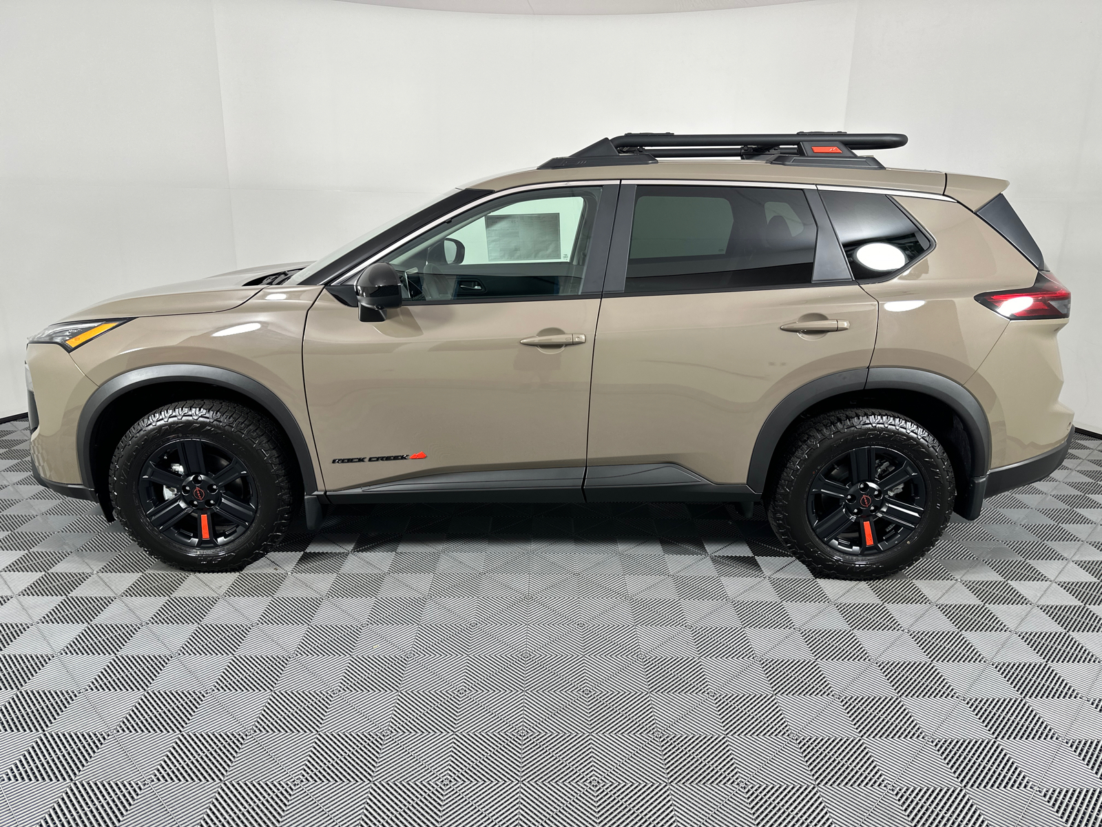 2025 Nissan Rogue  4