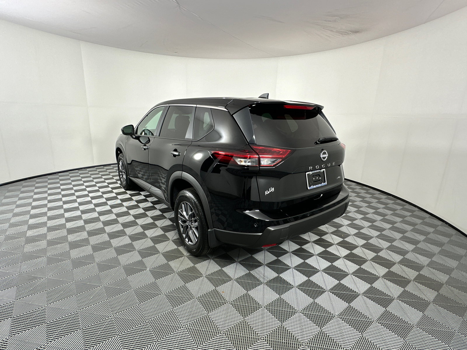 2025 Nissan Rogue S 5