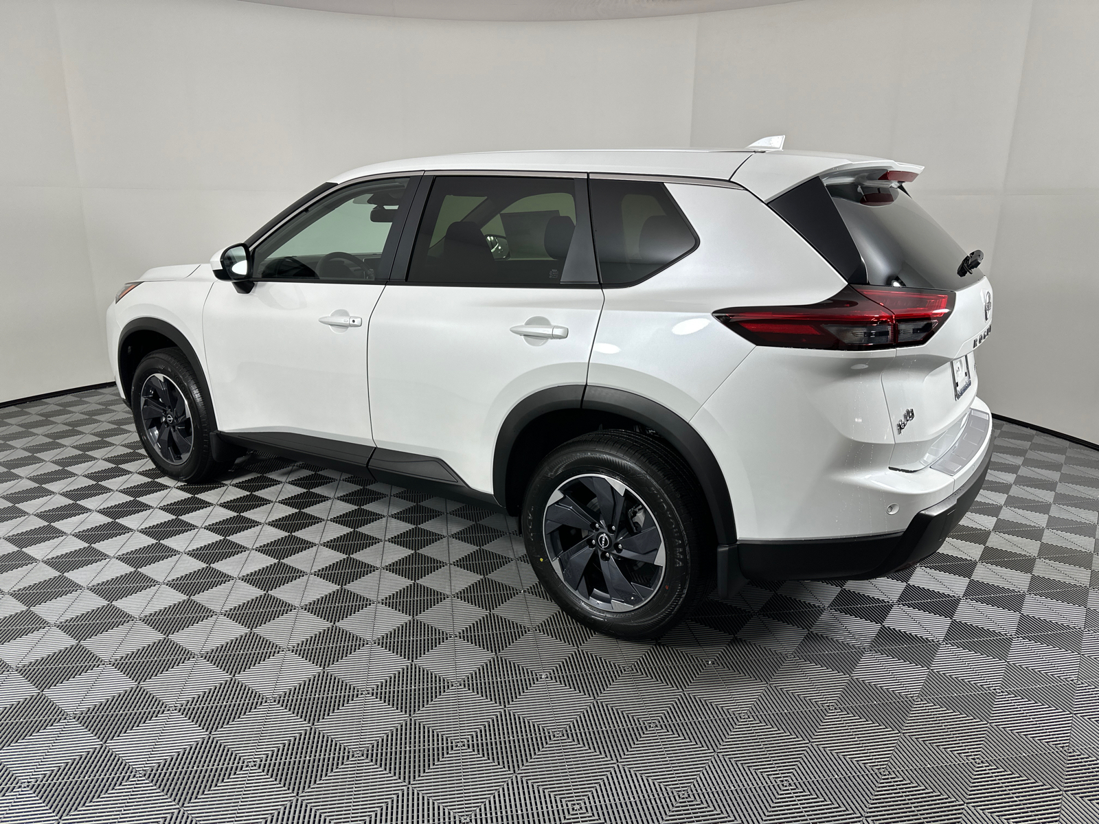 2025 Nissan Rogue SV 5