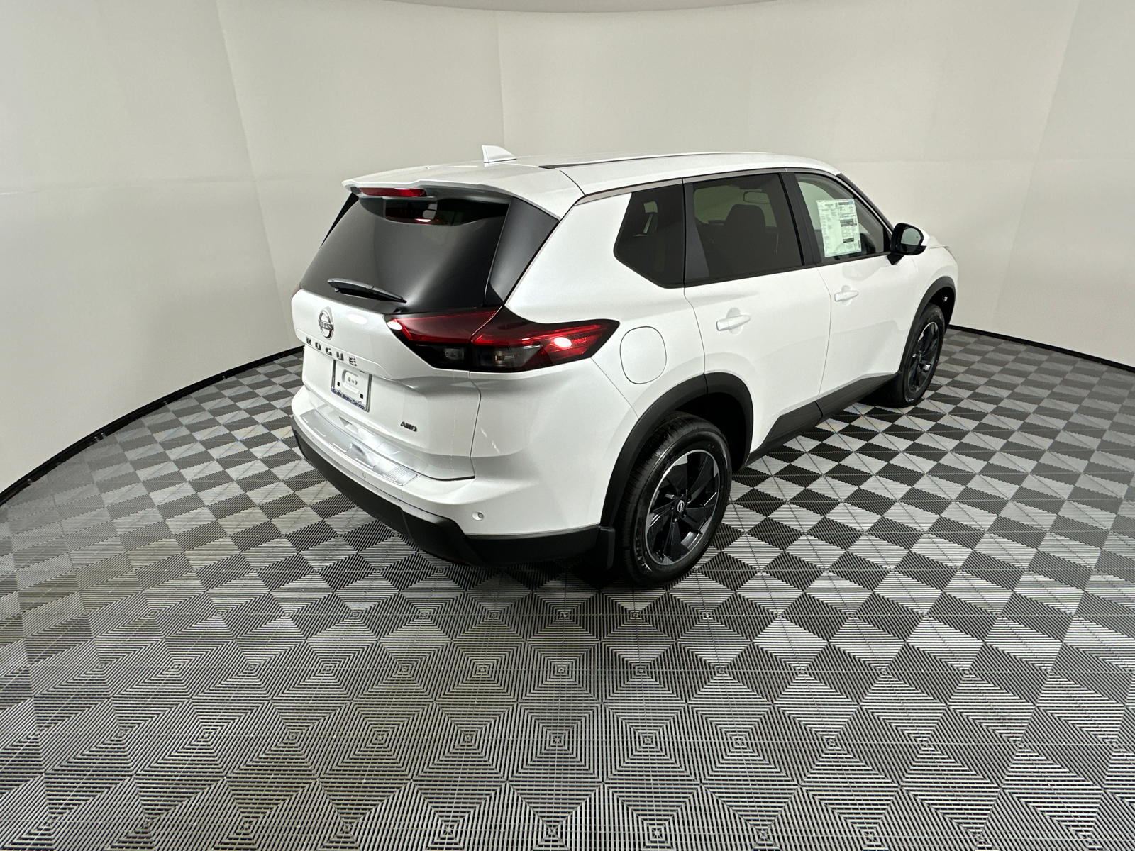 2025 Nissan Rogue SV 7