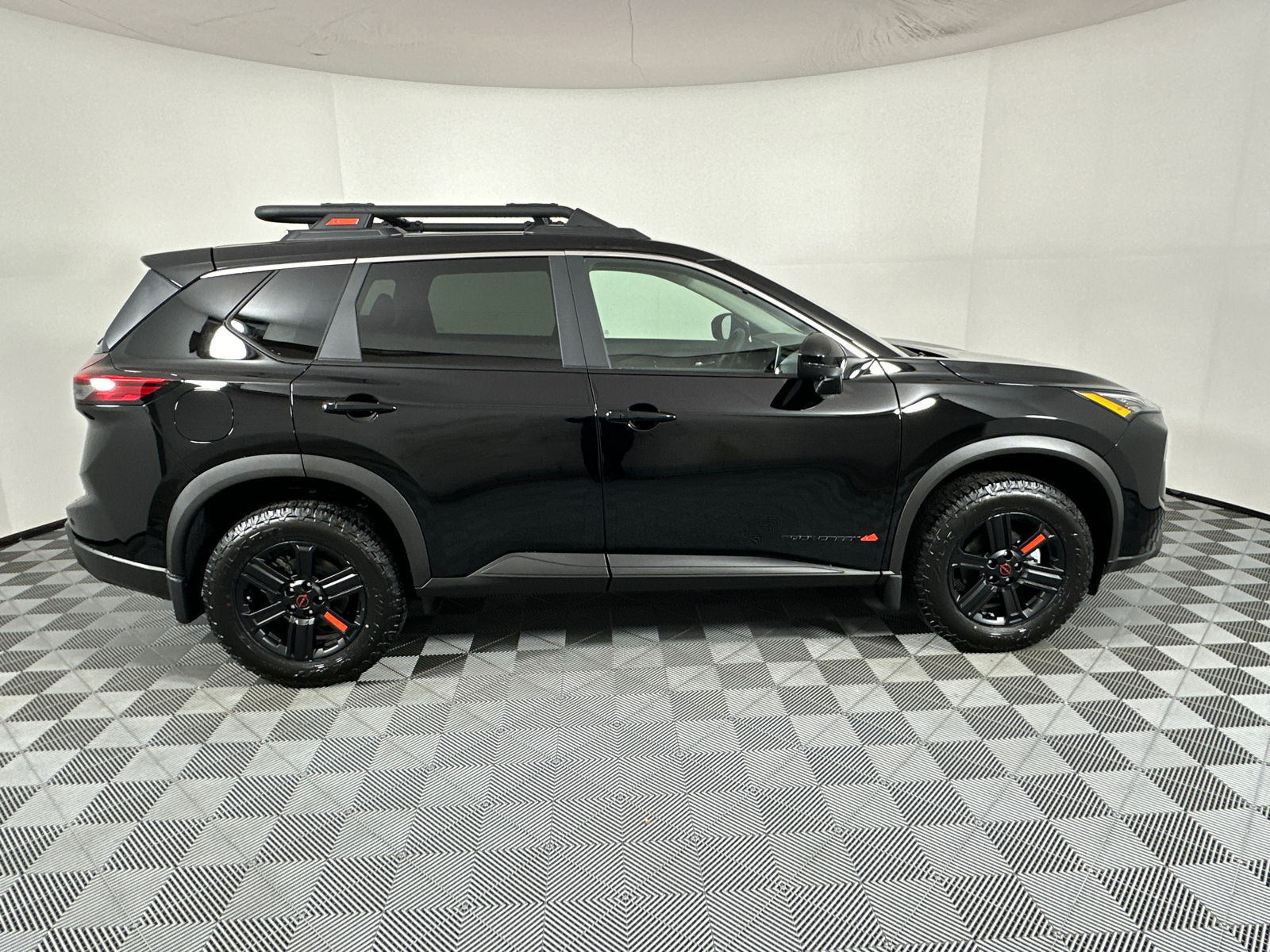 2025 Nissan Rogue Rock Creek 8