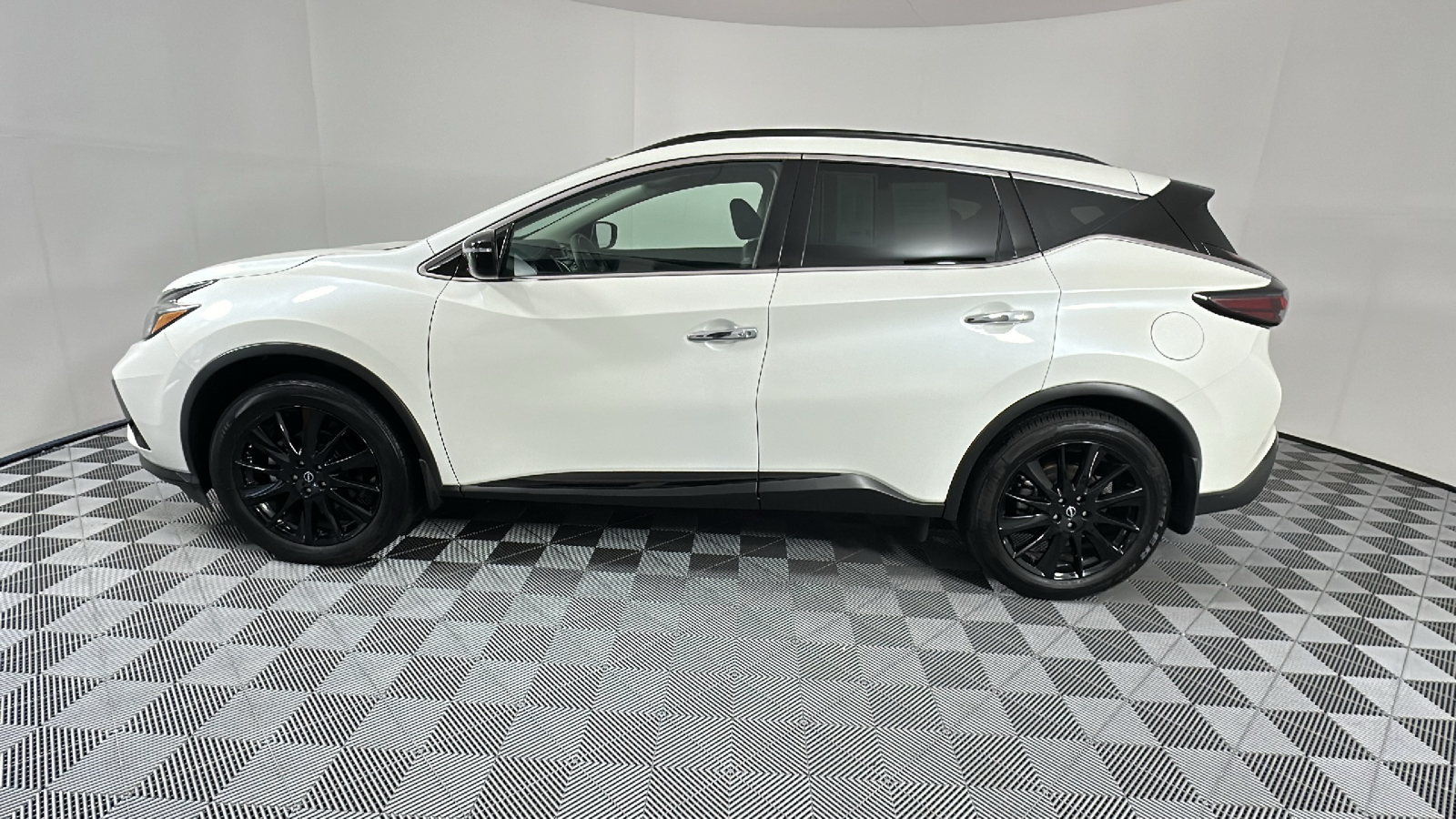 2023 Nissan Murano SV 4