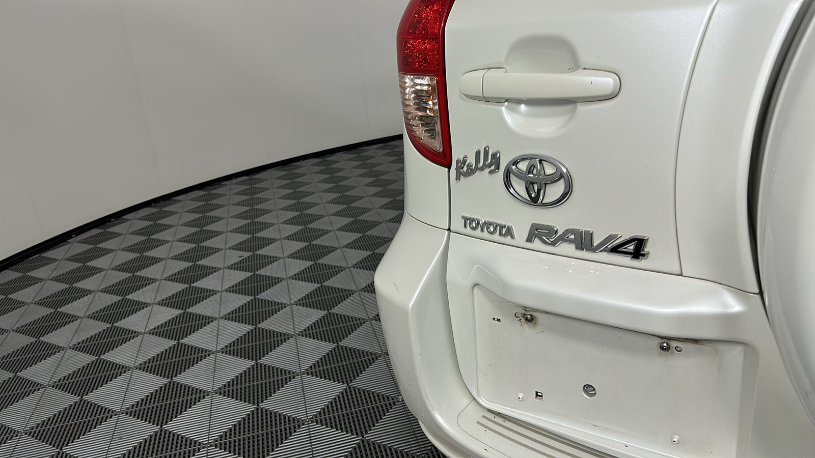 2008 Toyota RAV4  9