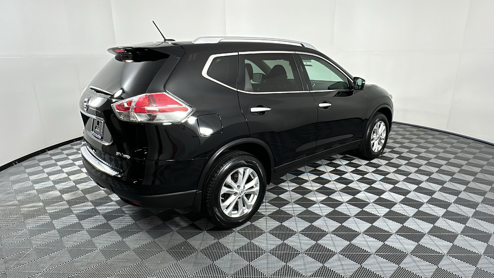 2015 Nissan Rogue SV 7