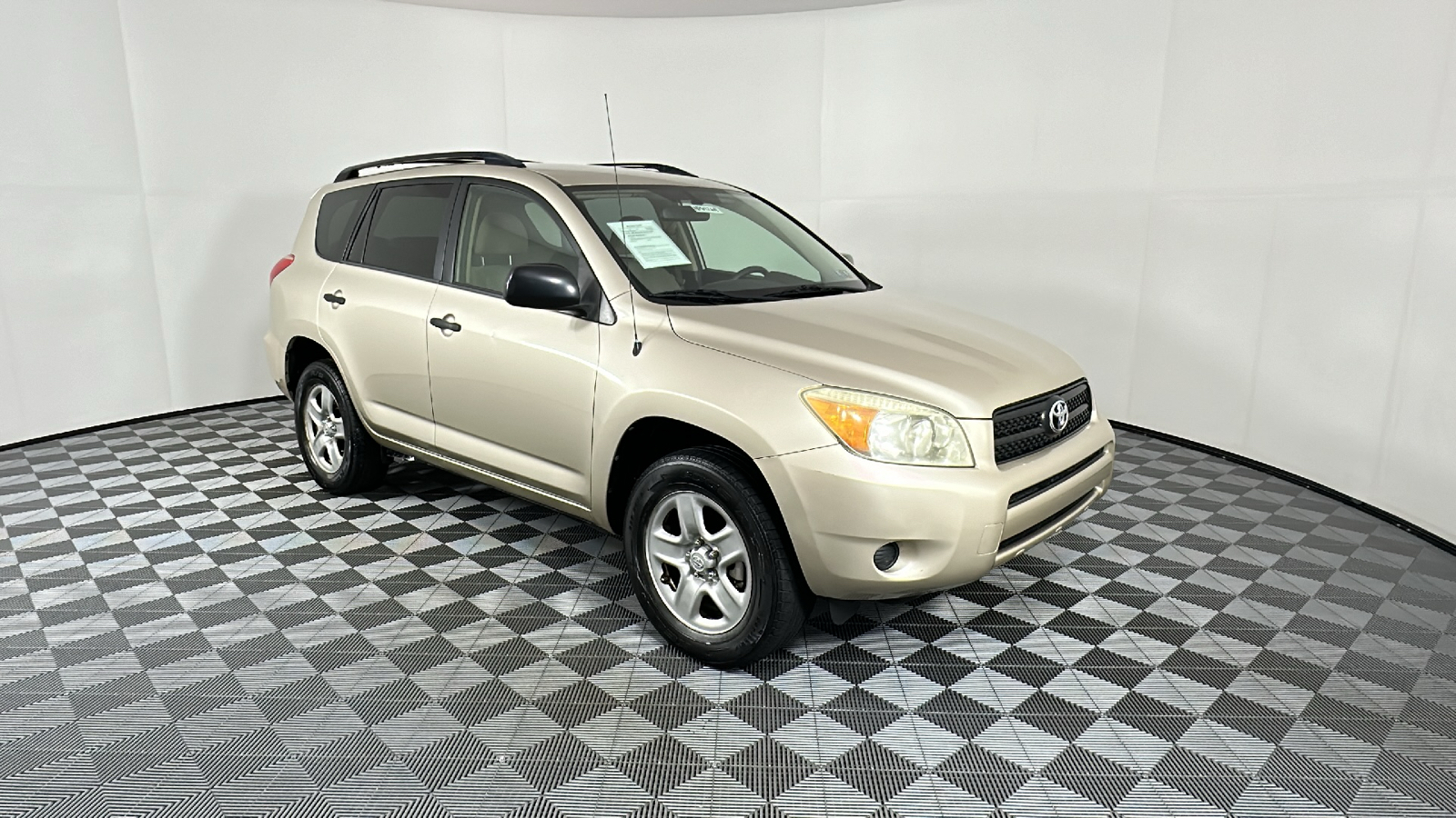 2008 Toyota RAV4 Base 1