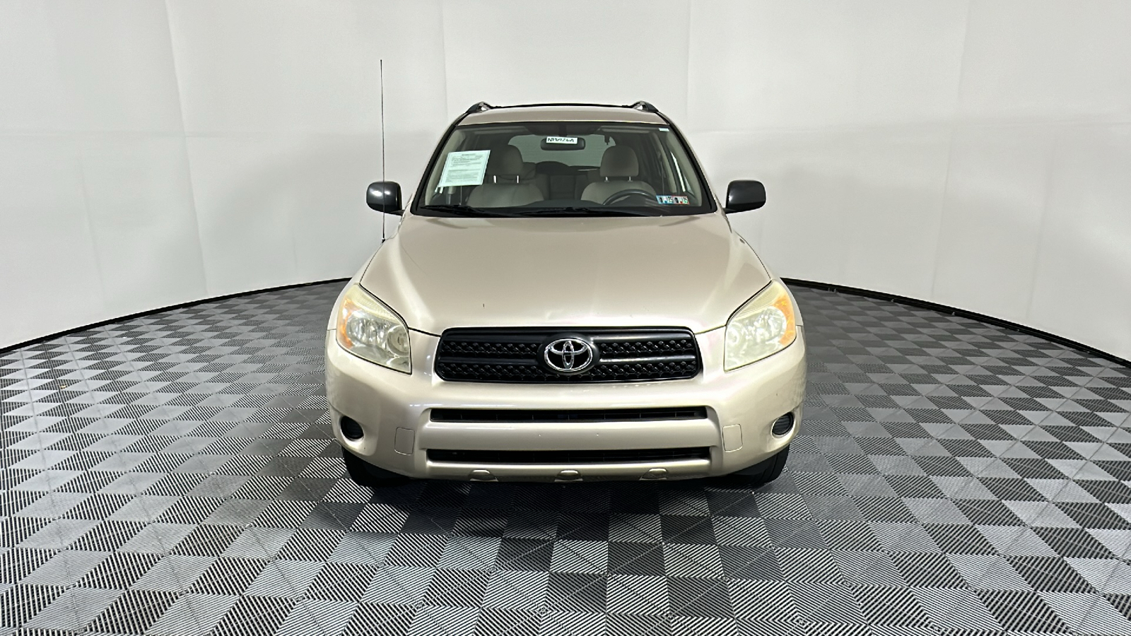 2008 Toyota RAV4 Base 2