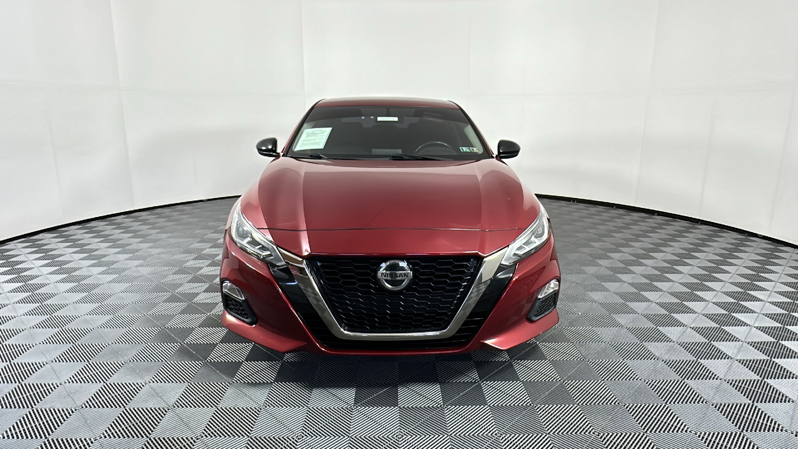 2019 Nissan Altima 2.5 SR 2