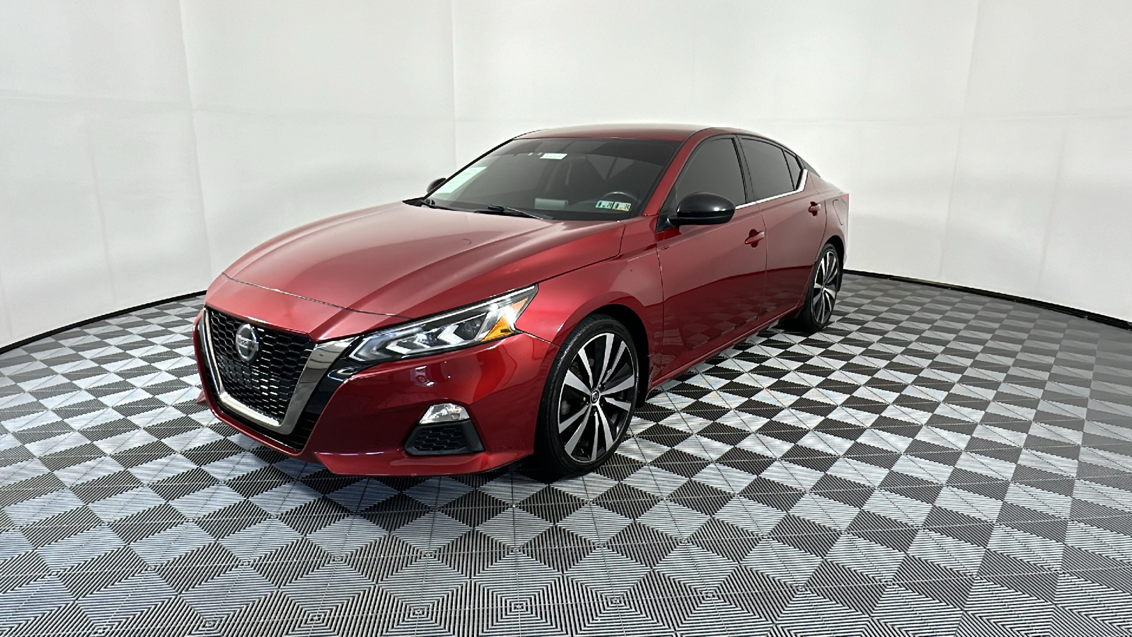 2019 Nissan Altima 2.5 SR 3