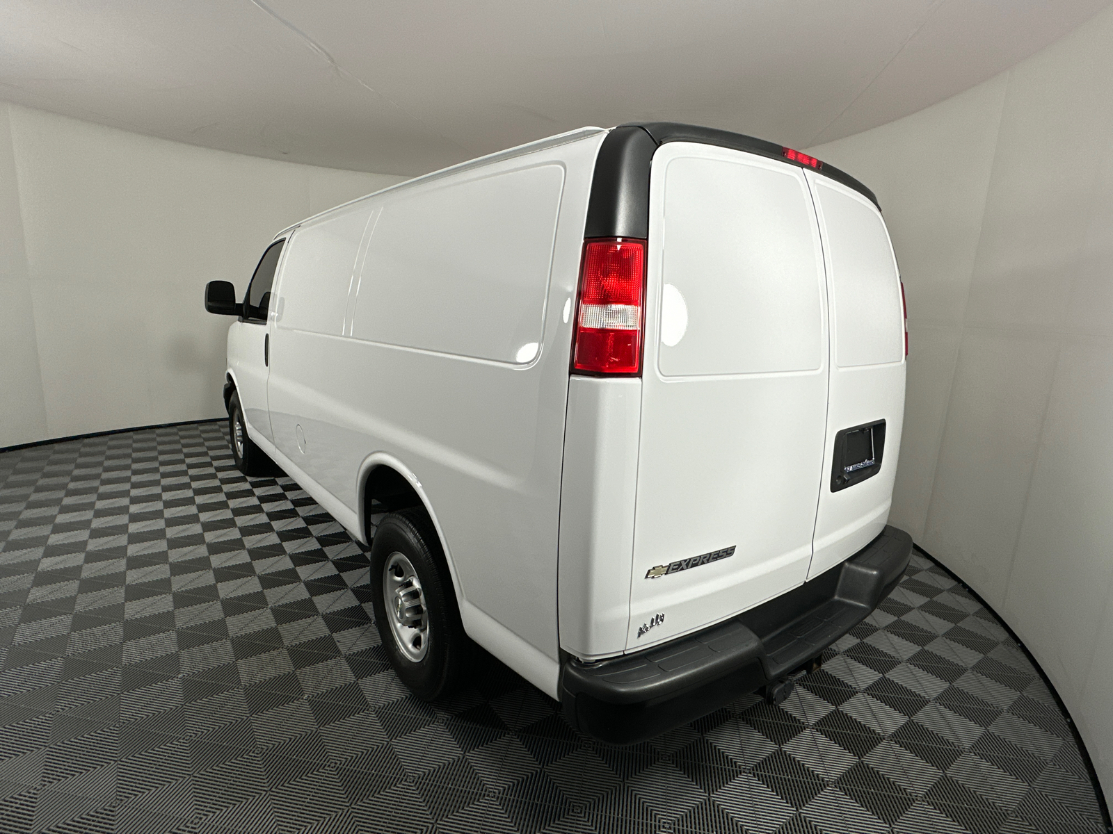 2021 Chevrolet Express 2500 Work Van 5