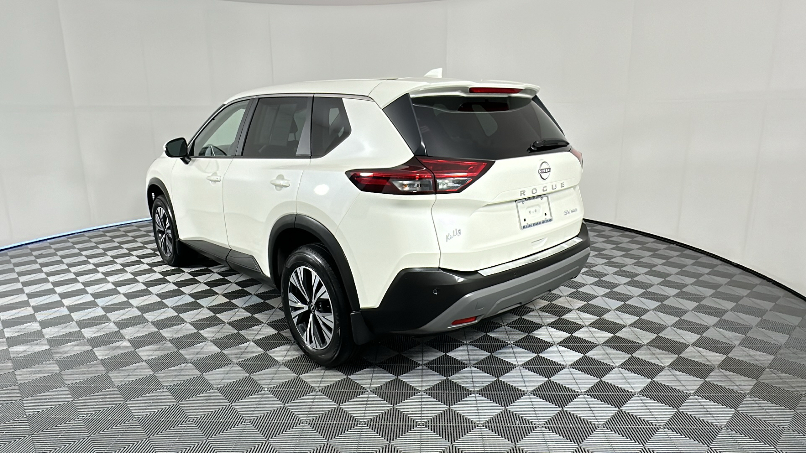 2023 Nissan Rogue SV 5