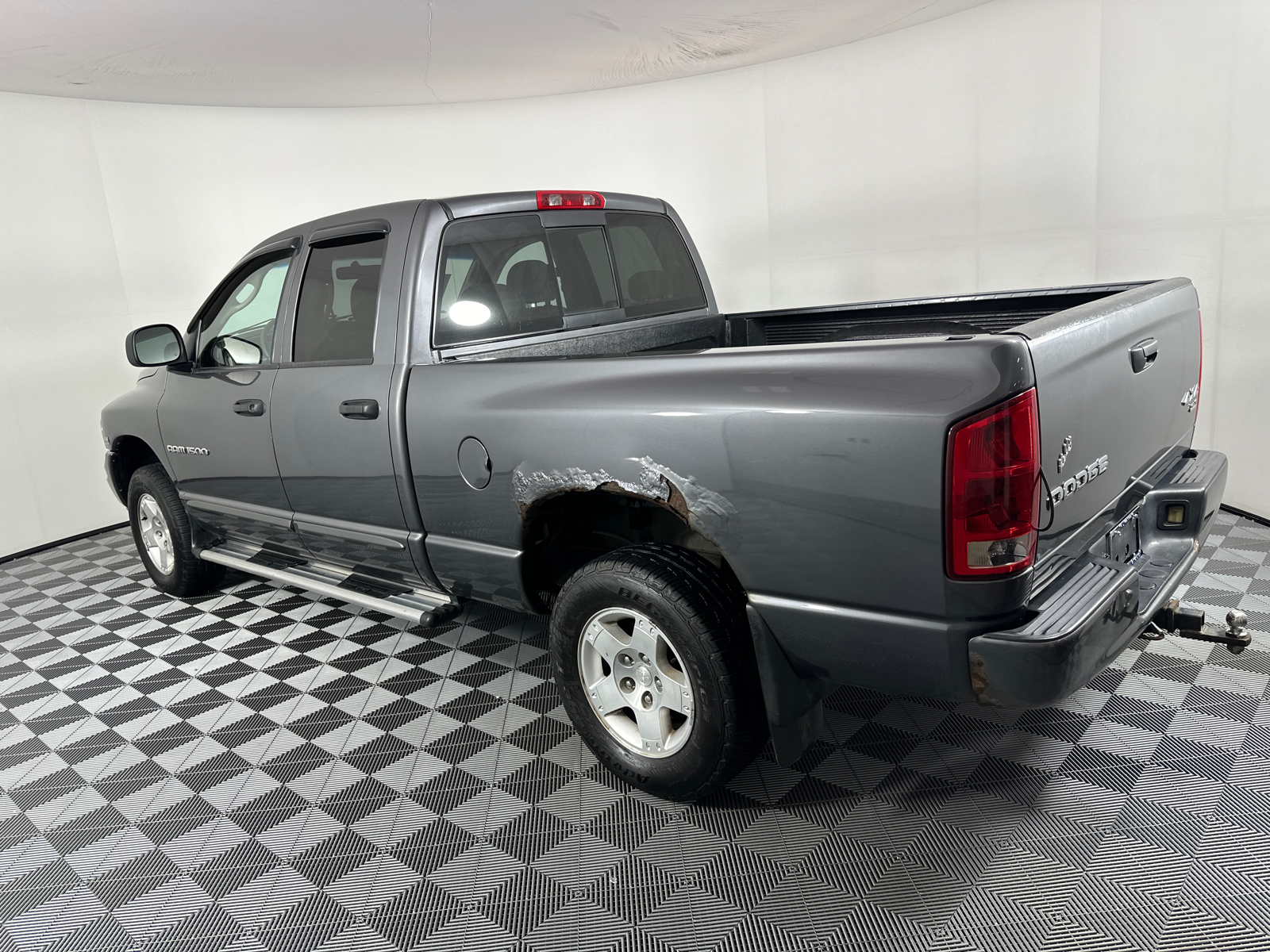 2004 Dodge Ram 1500 SLT 5