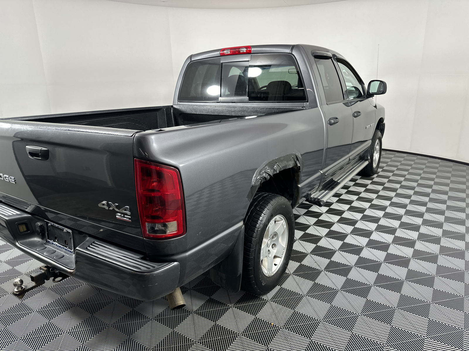 2004 Dodge Ram 1500 SLT 7