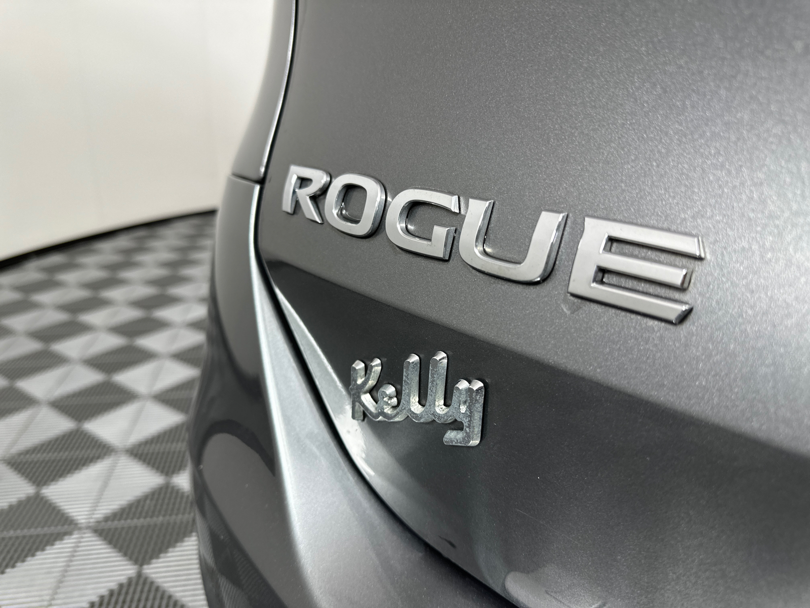 2015 Nissan Rogue SV 9