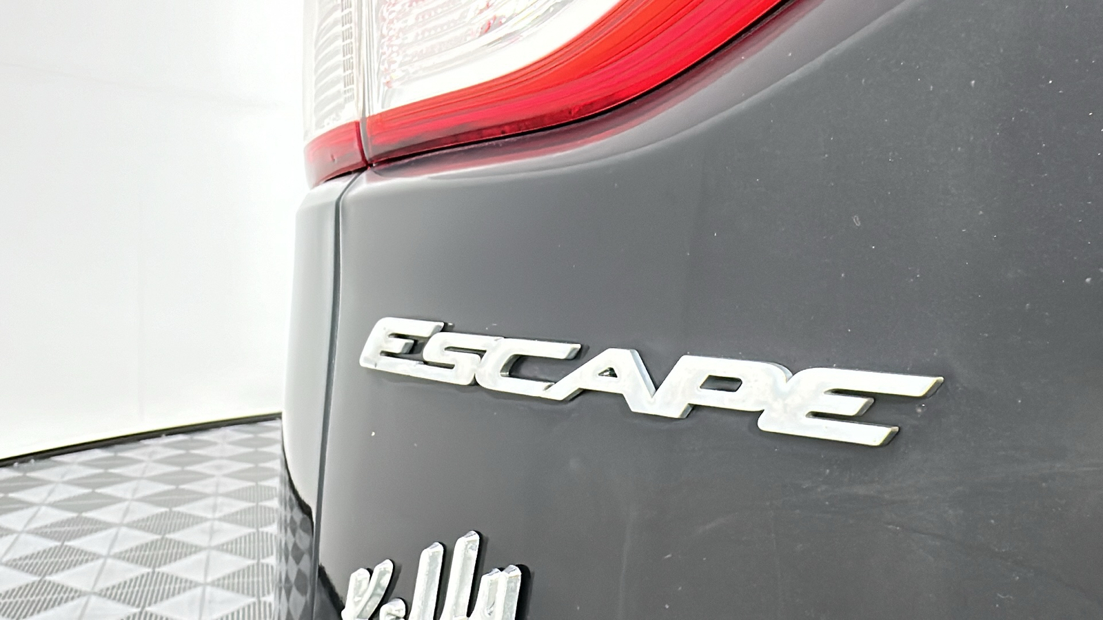 2015 Ford Escape SE 10