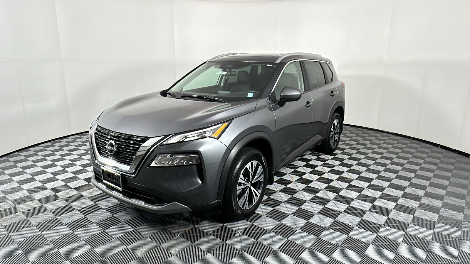 2023 Nissan Rogue SV 3