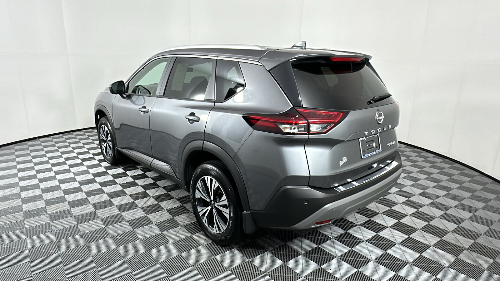 2023 Nissan Rogue SV 5