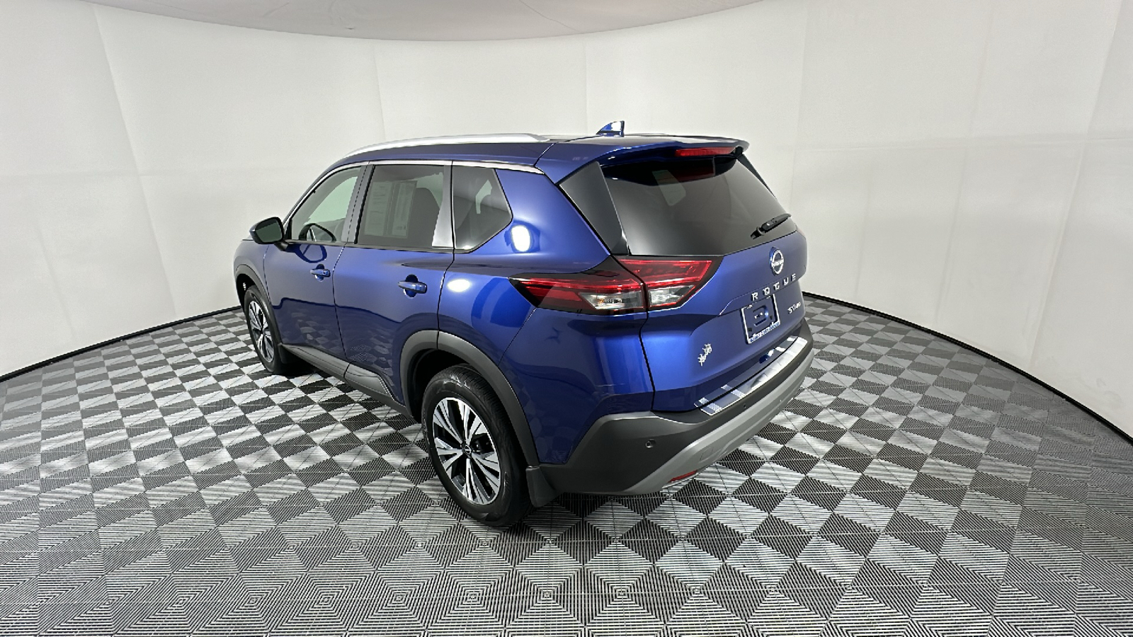 2023 Nissan Rogue SV 5