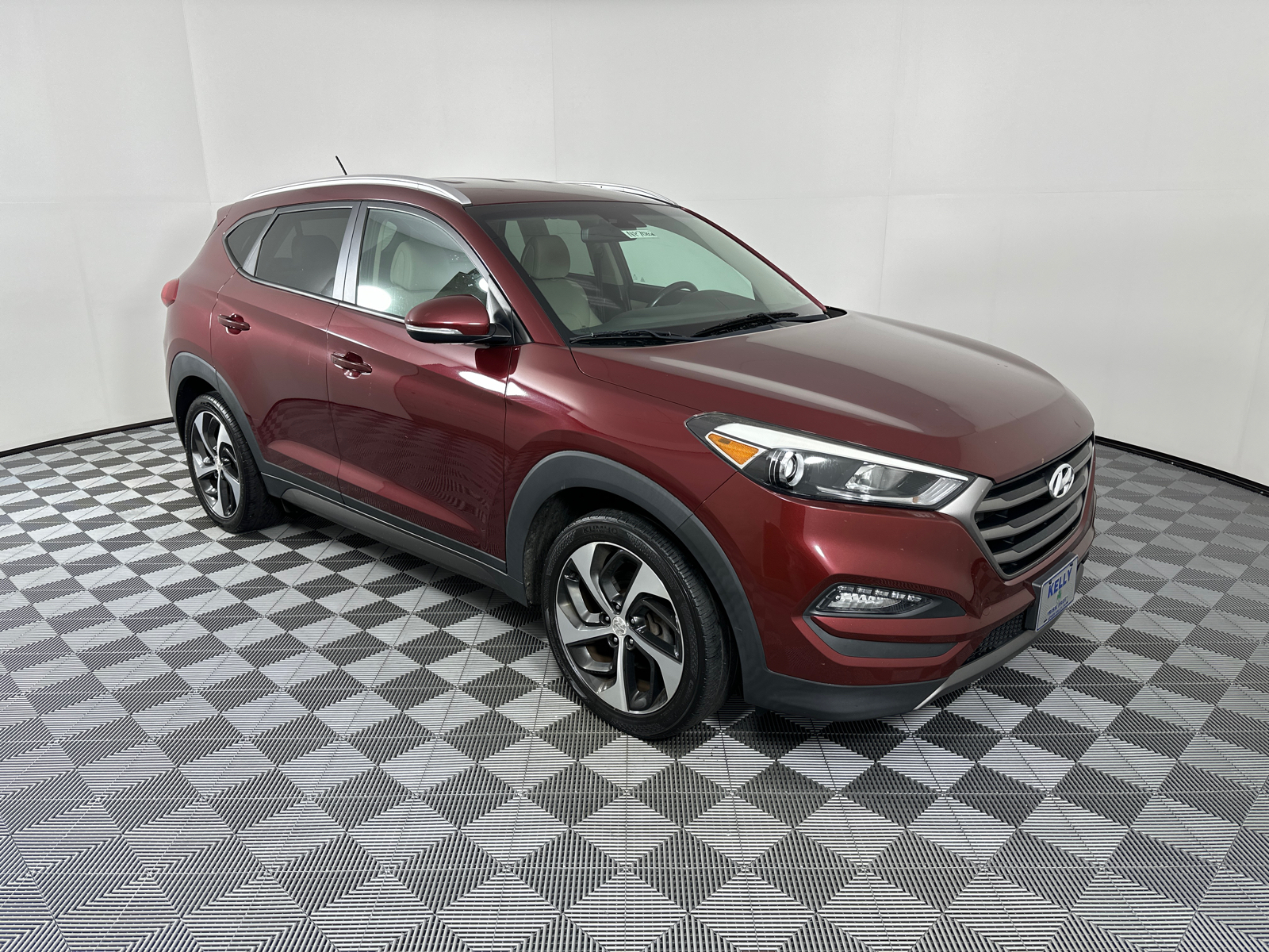 2016 Hyundai Tucson Sport 1