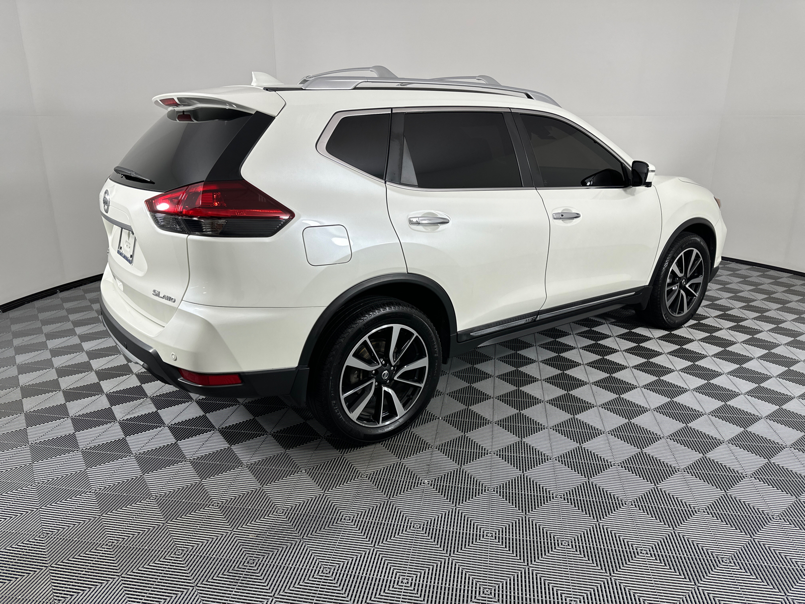 2019 Nissan Rogue SL 7