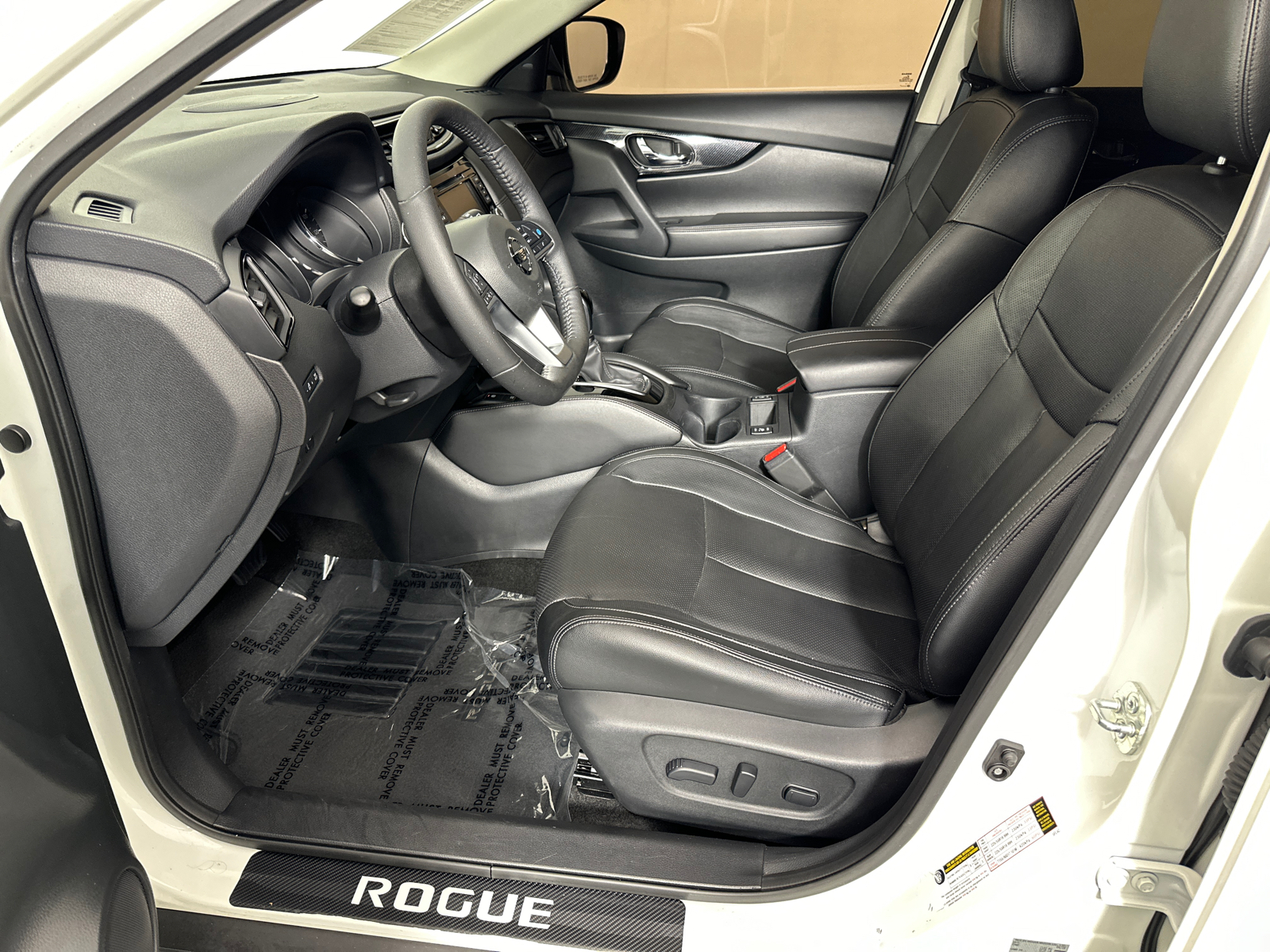 2019 Nissan Rogue SL 22