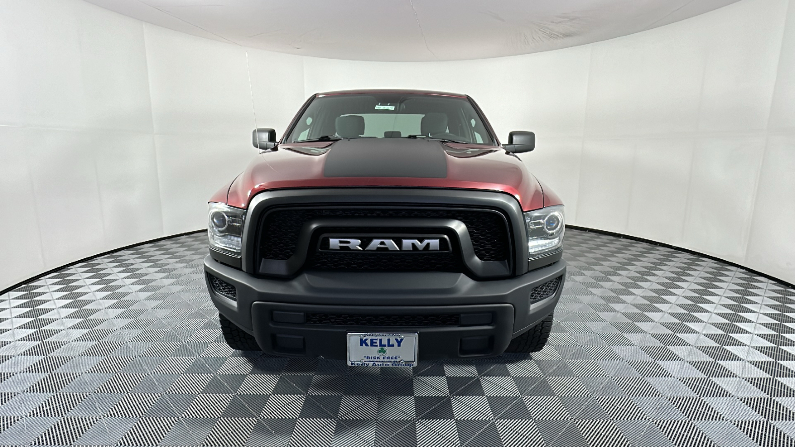 2021 Ram 1500 Classic Warlock 2