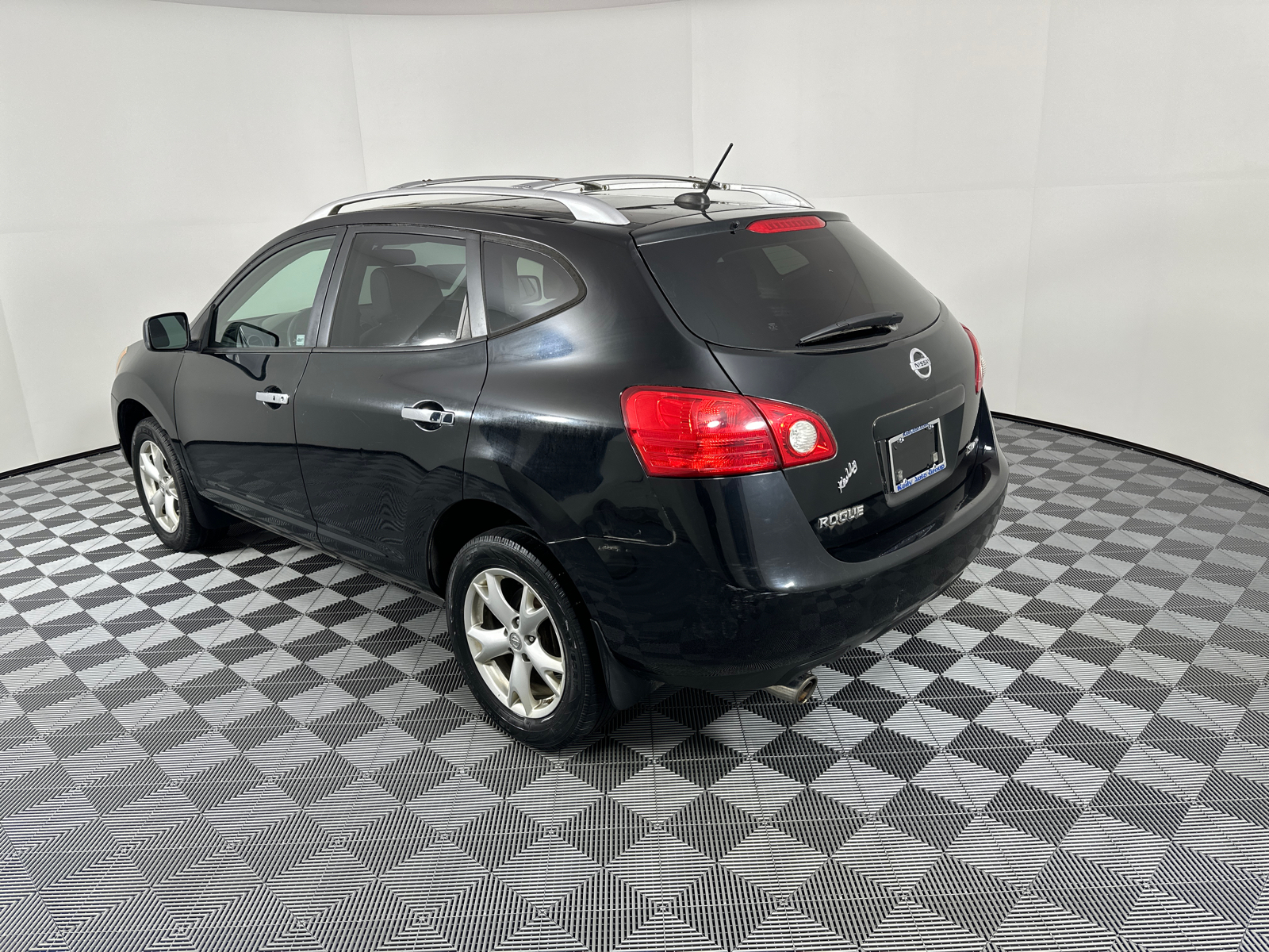 2010 Nissan Rogue SL 5