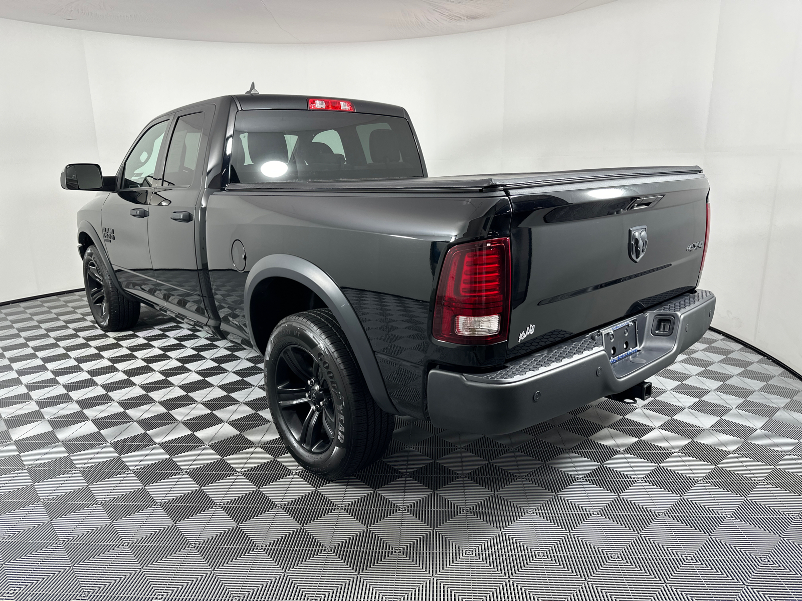 2021 Ram 1500 Classic Warlock 5