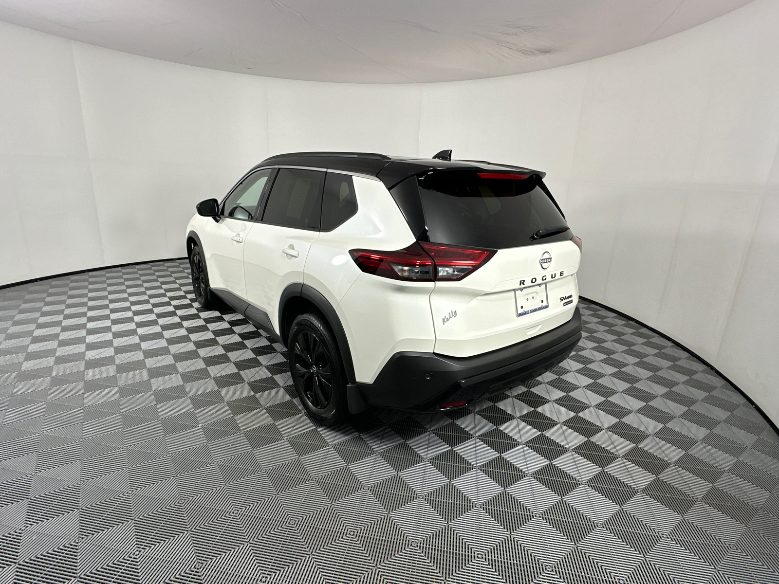 2023 Nissan Rogue SV 5