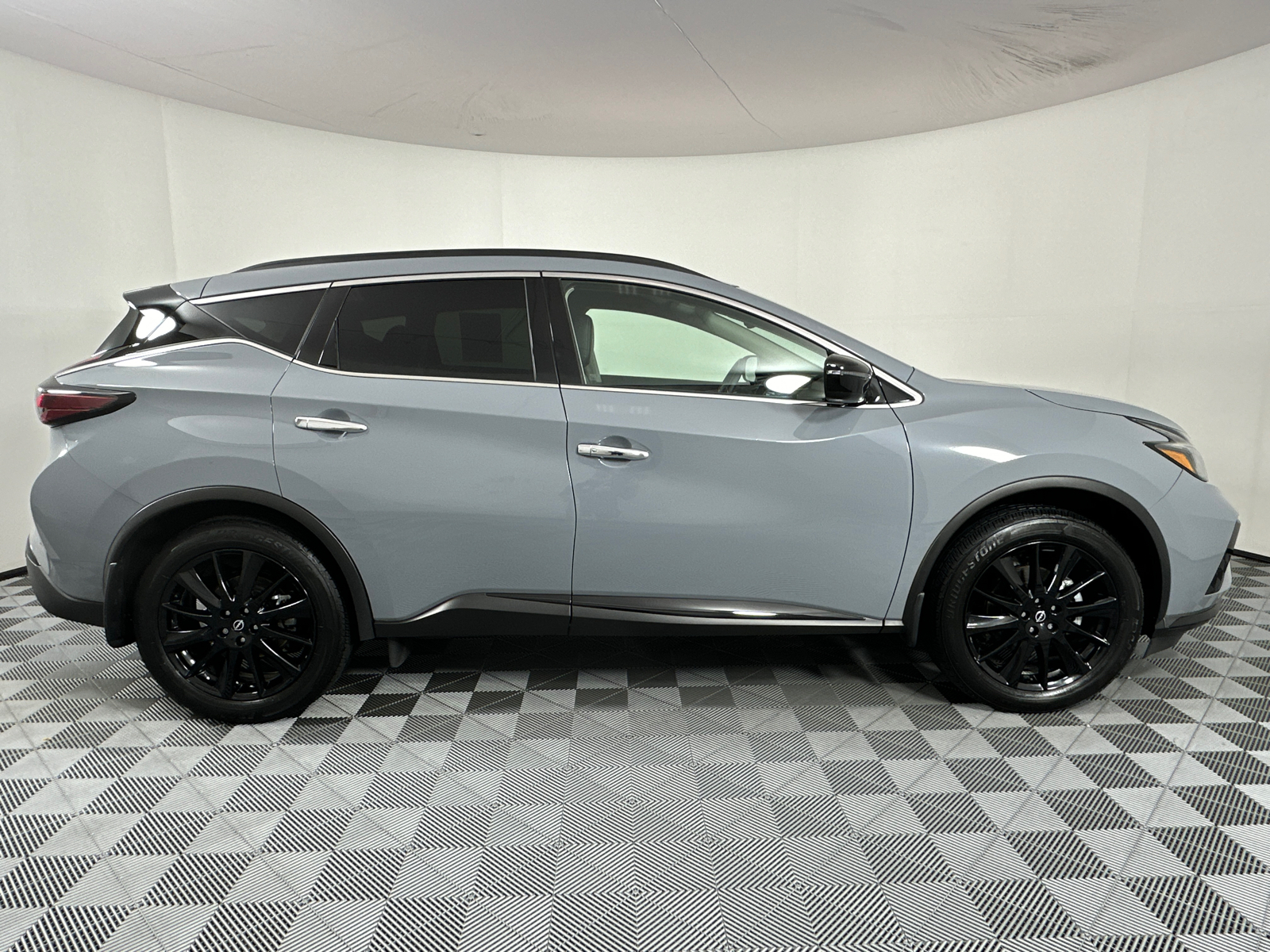 2023 Nissan Murano SV 8