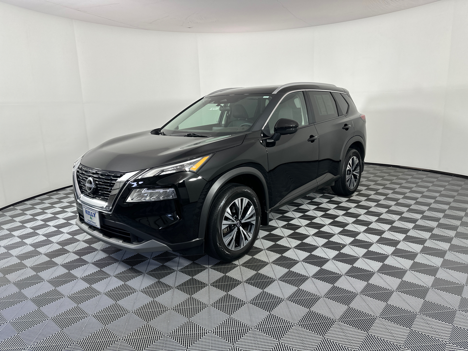 2023 Nissan Rogue SV 3