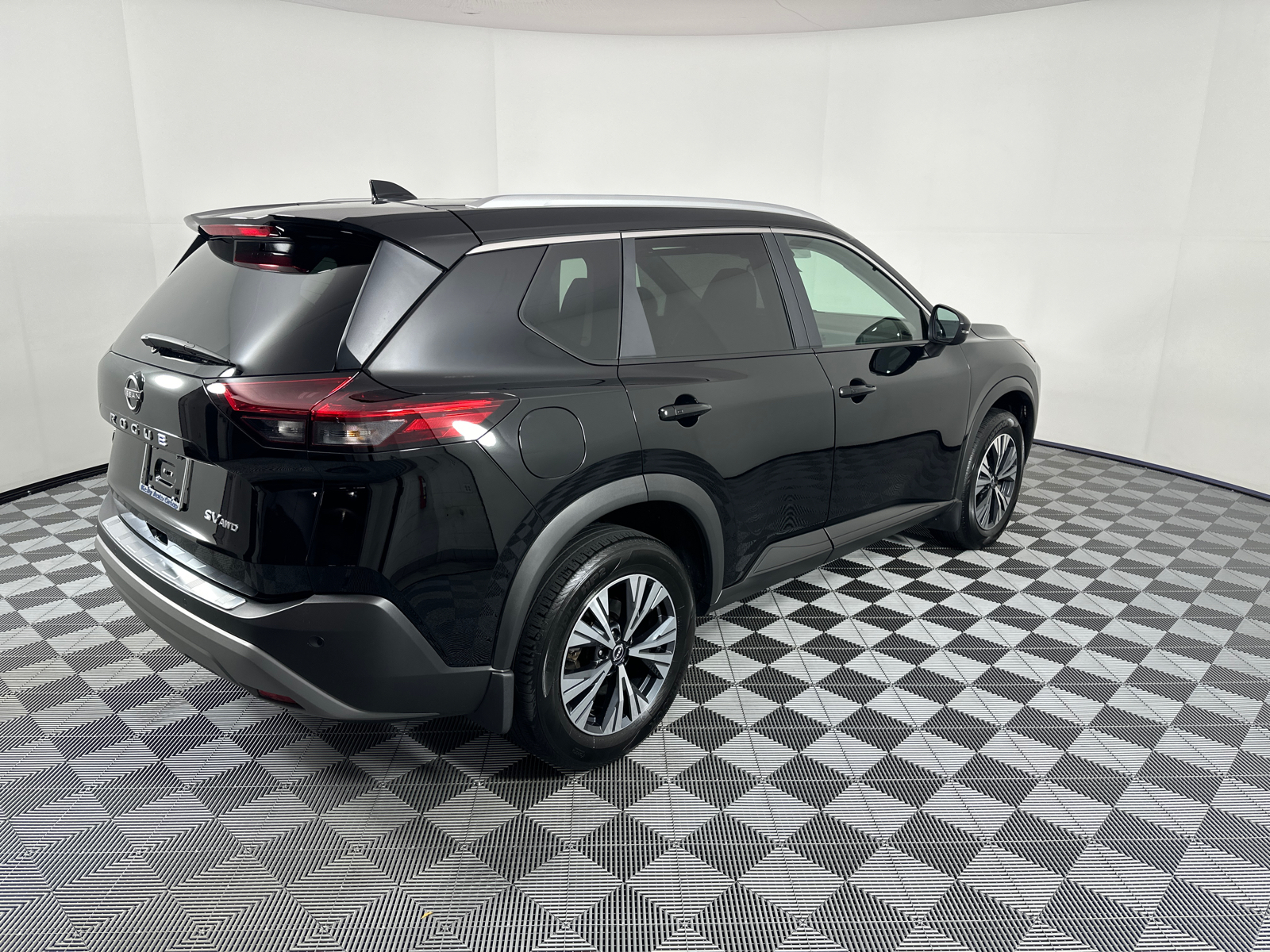 2023 Nissan Rogue SV 7