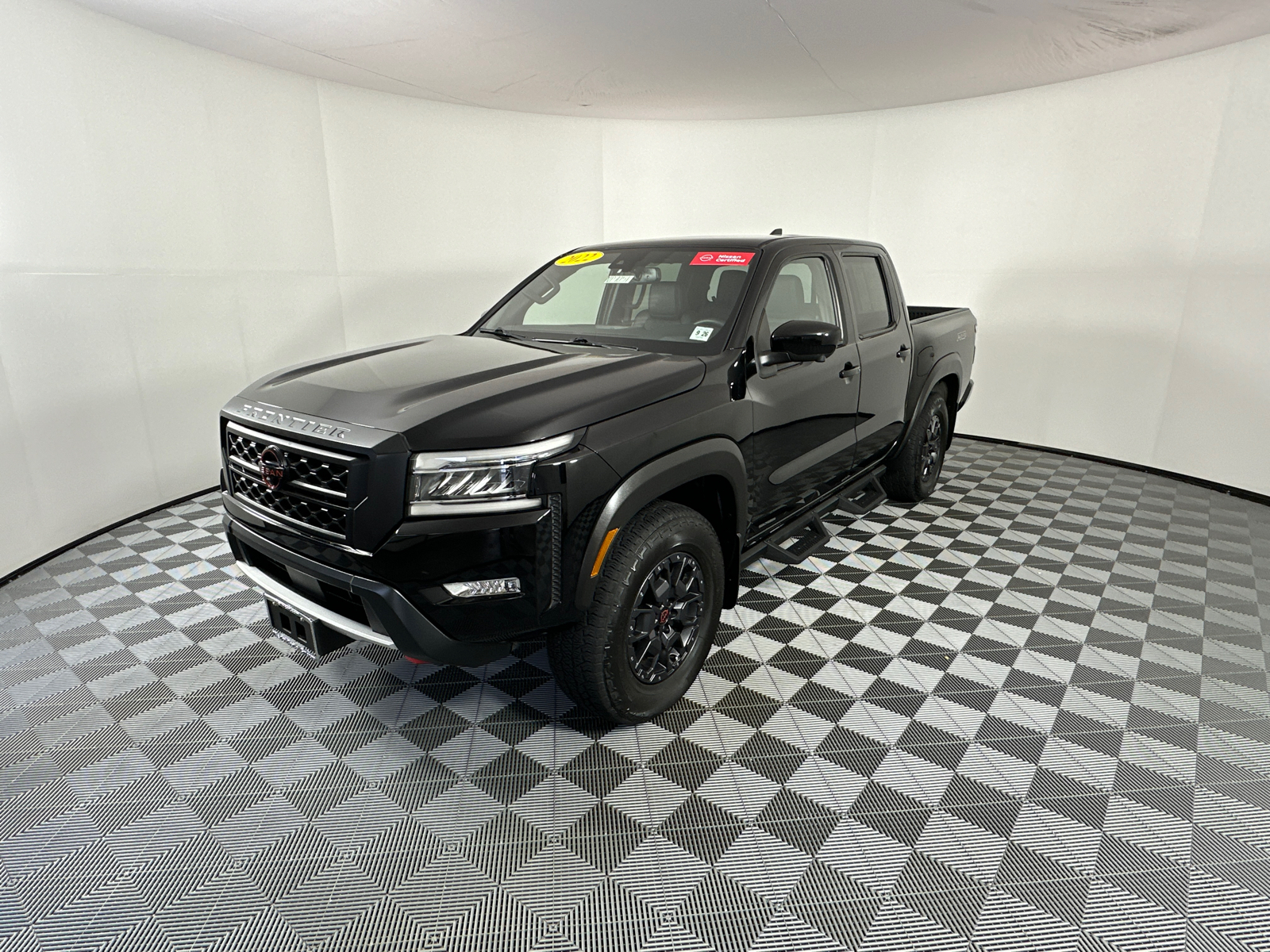 2022 Nissan Frontier PRO-4X 3