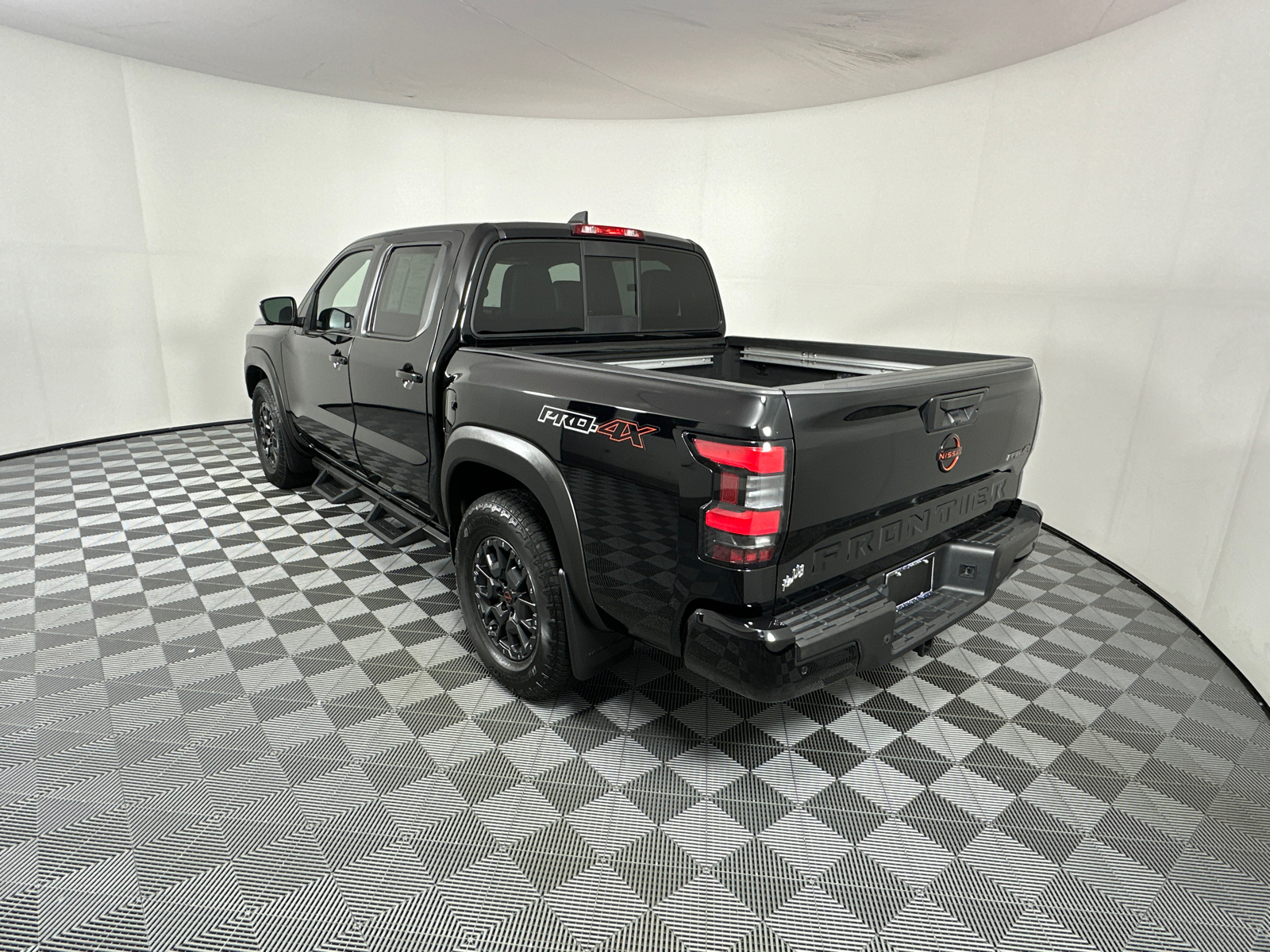 2022 Nissan Frontier PRO-4X 5