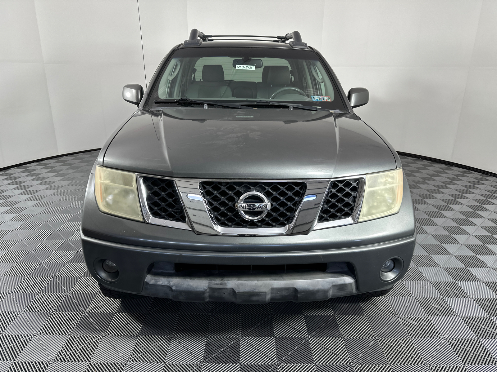 2006 Nissan Frontier LE 2