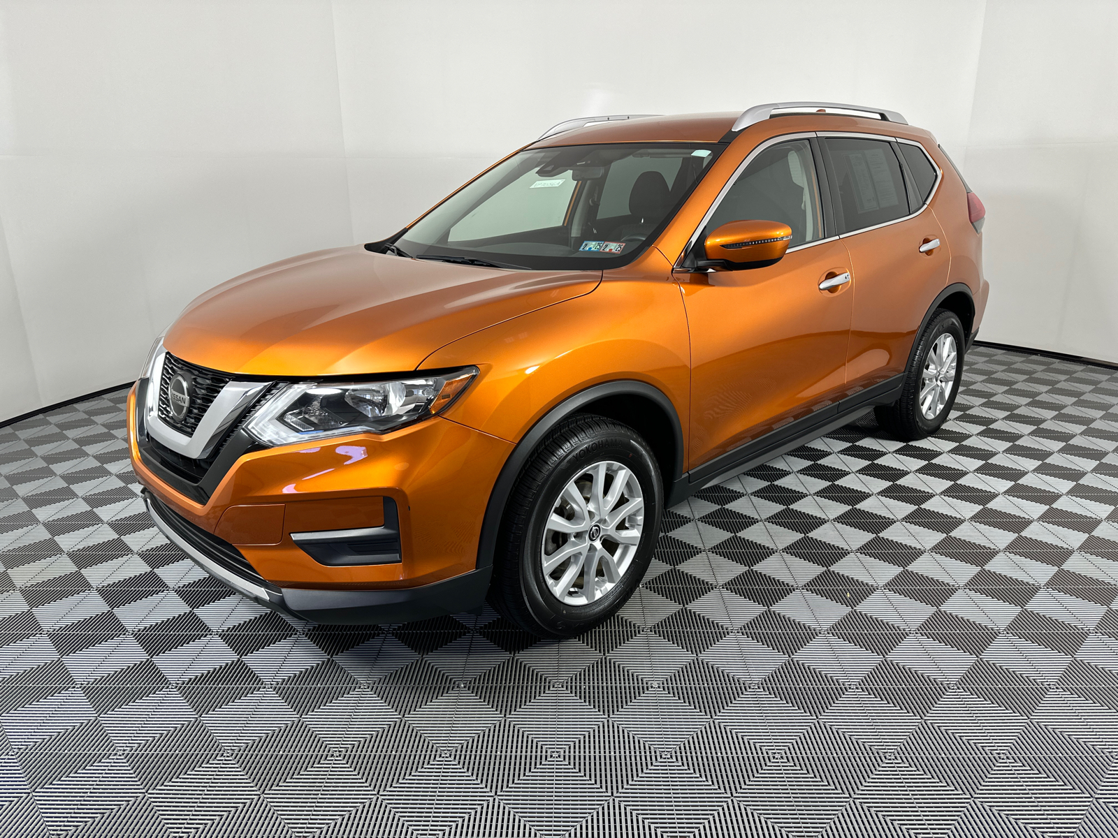 2020 Nissan Rogue SV 3