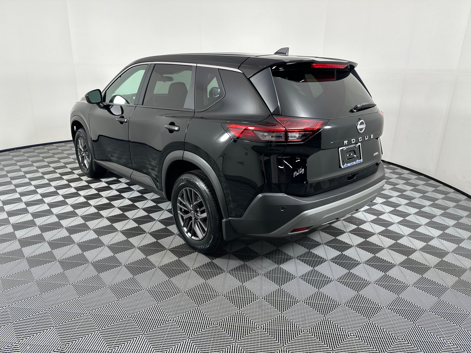 2023 Nissan Rogue S 5