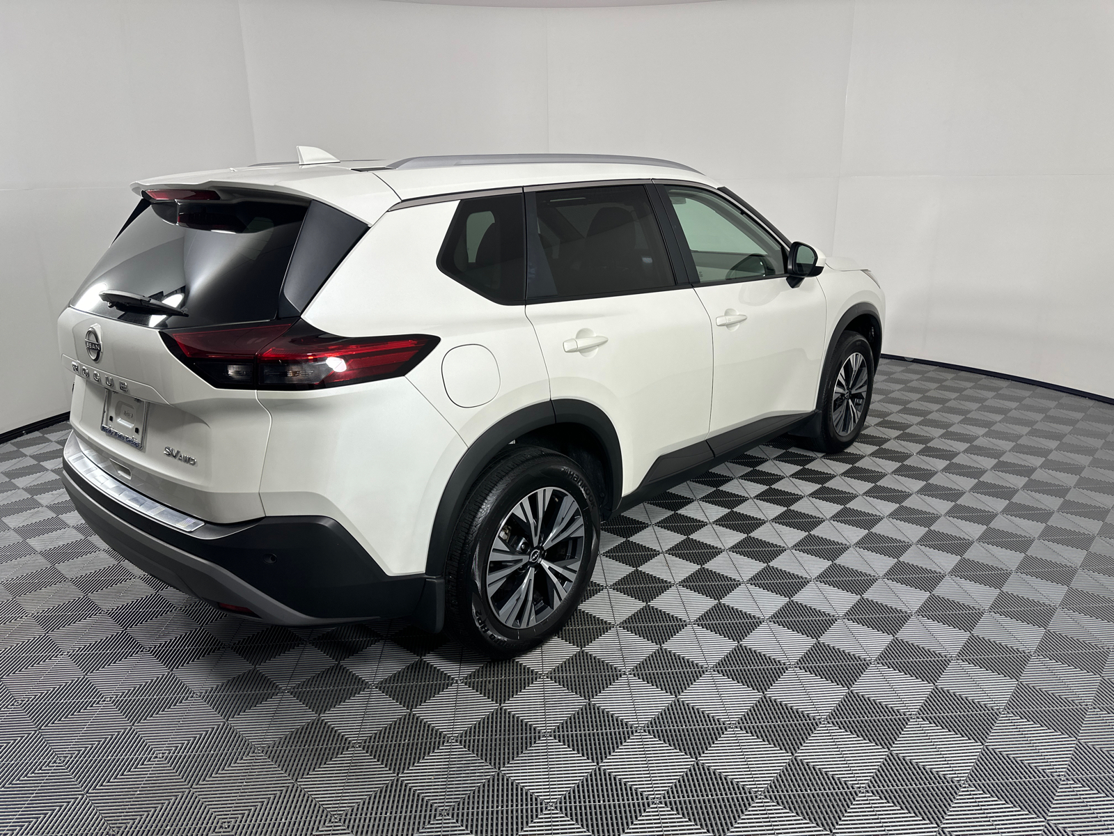 2023 Nissan Rogue SV 7