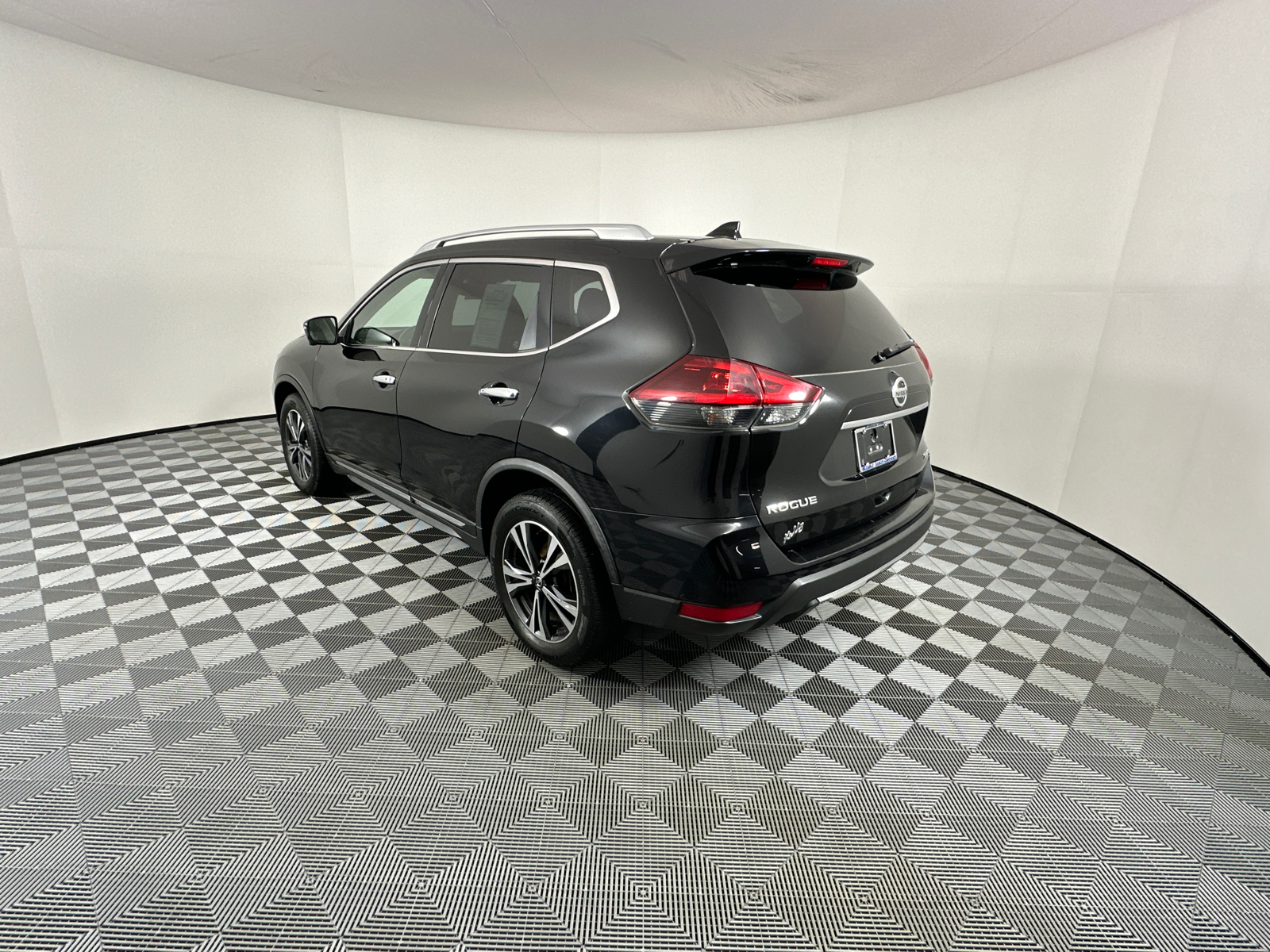 2018 Nissan Rogue SL 5