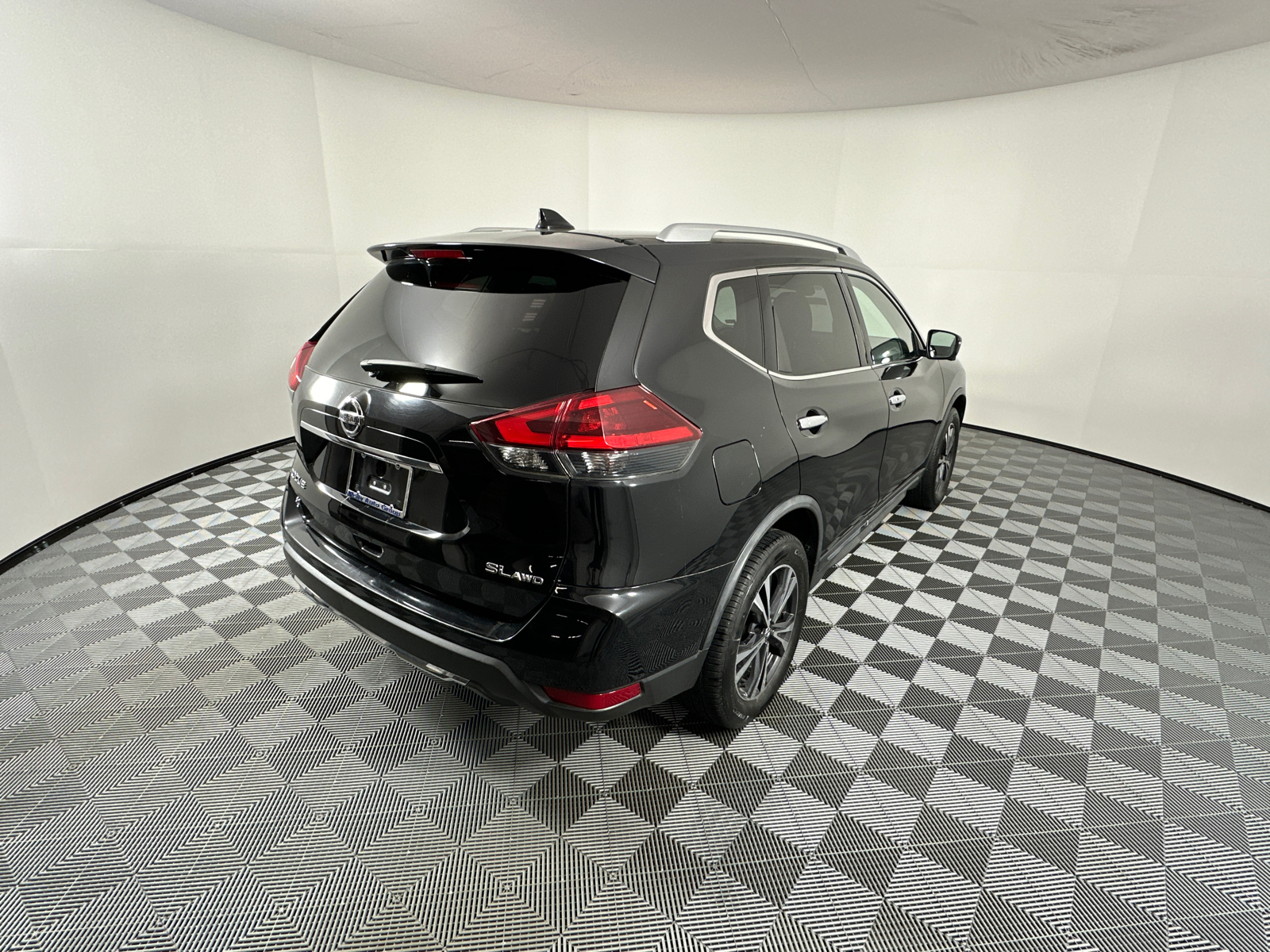 2018 Nissan Rogue SL 7