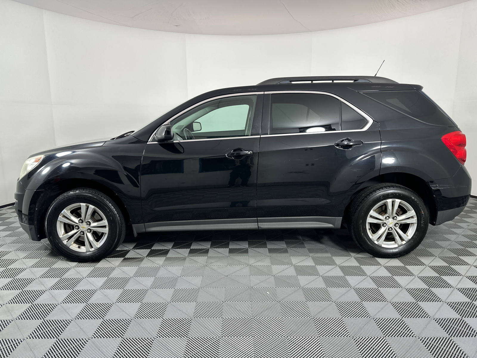 2011 Chevrolet Equinox LT 4