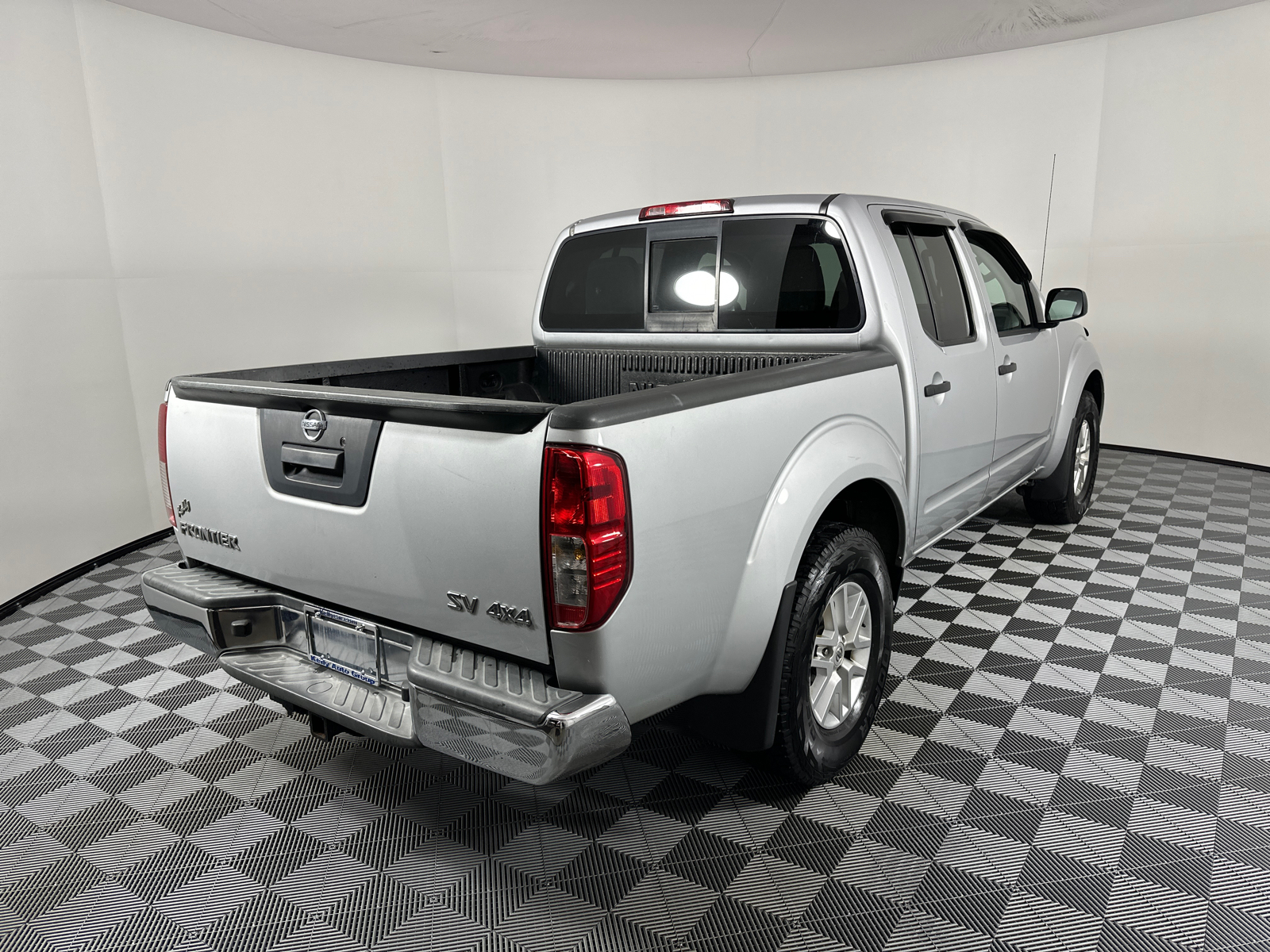 2018 Nissan Frontier SV 7