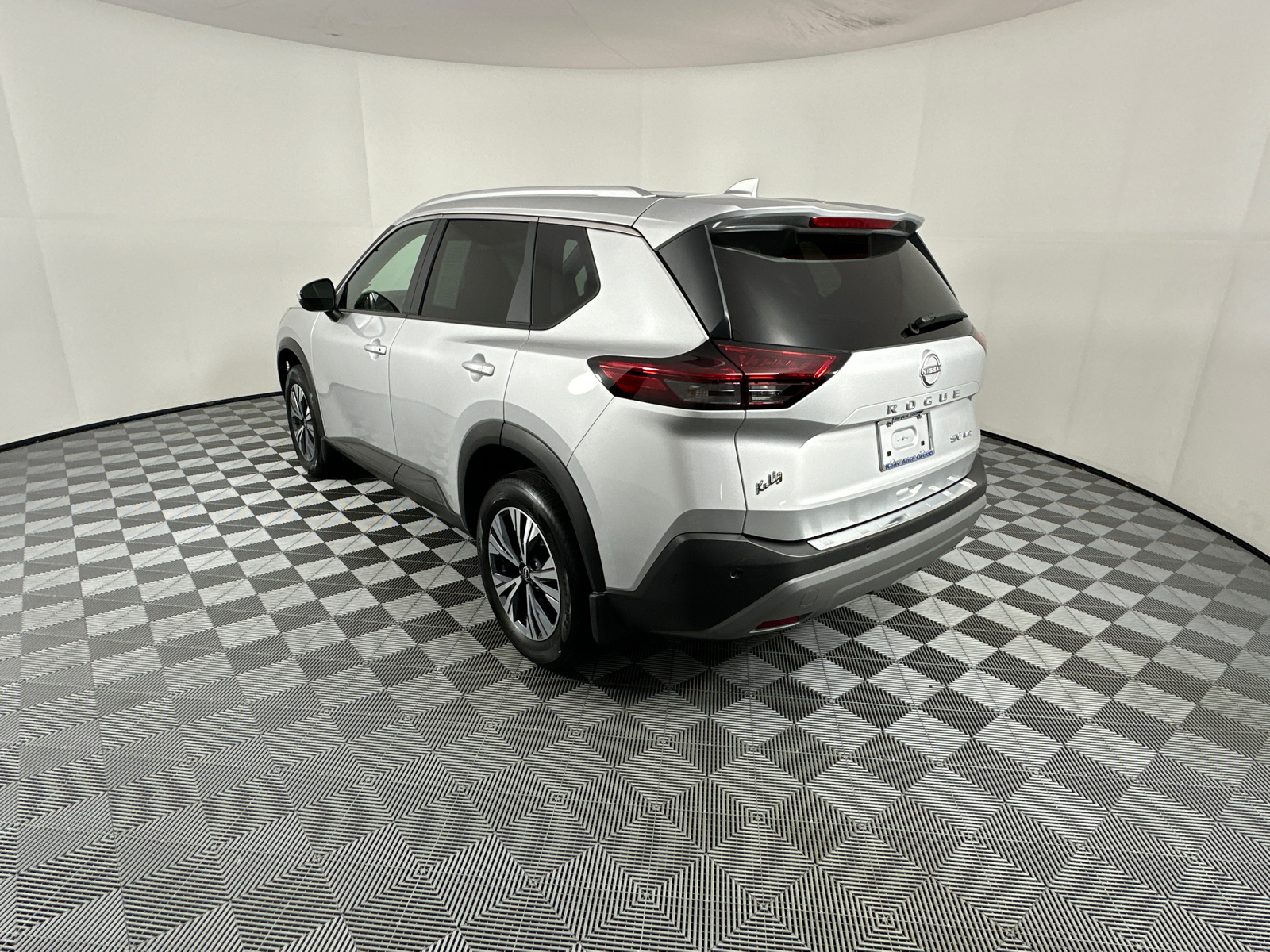 2023 Nissan Rogue SV 5