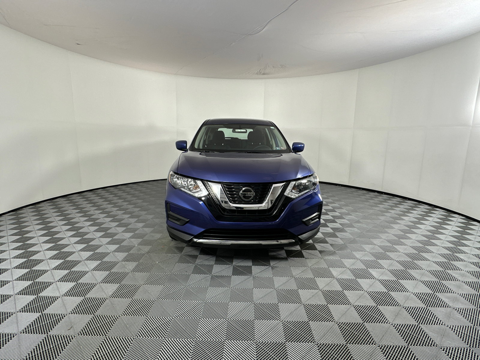 2018 Nissan Rogue S 2