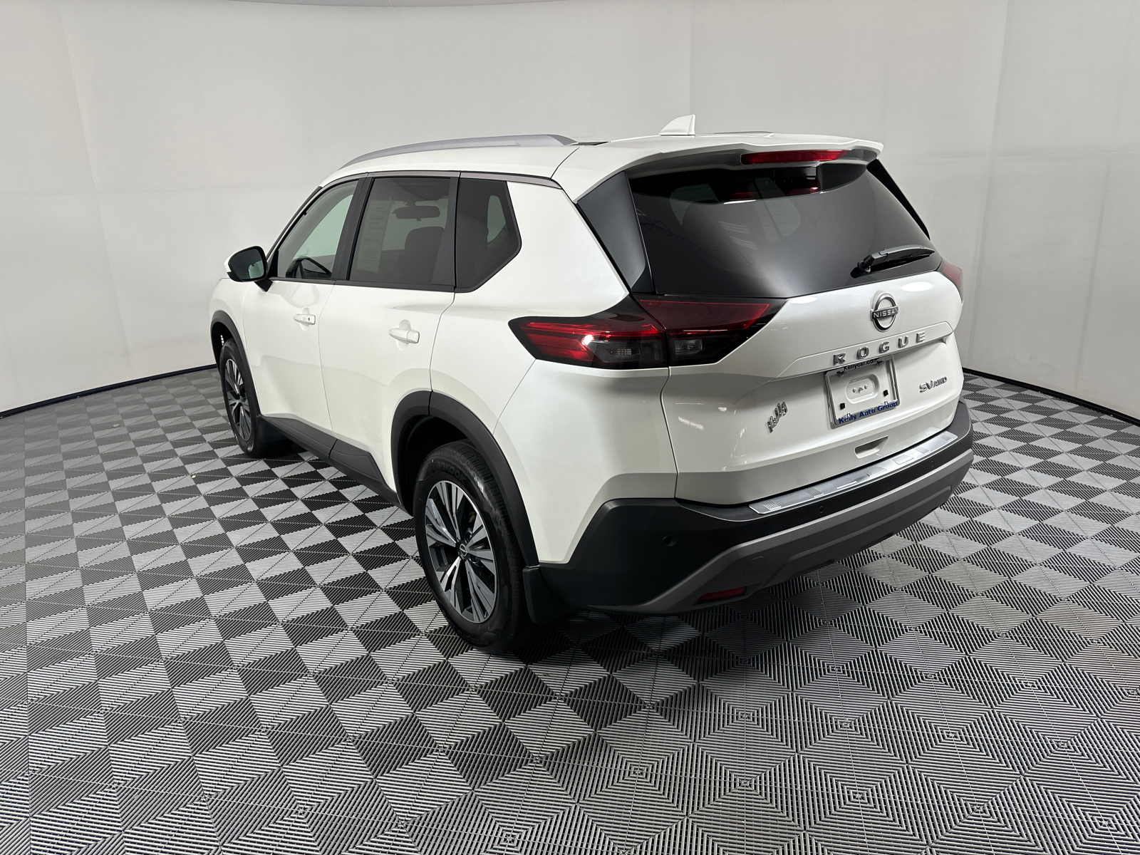 2023 Nissan Rogue SV 5