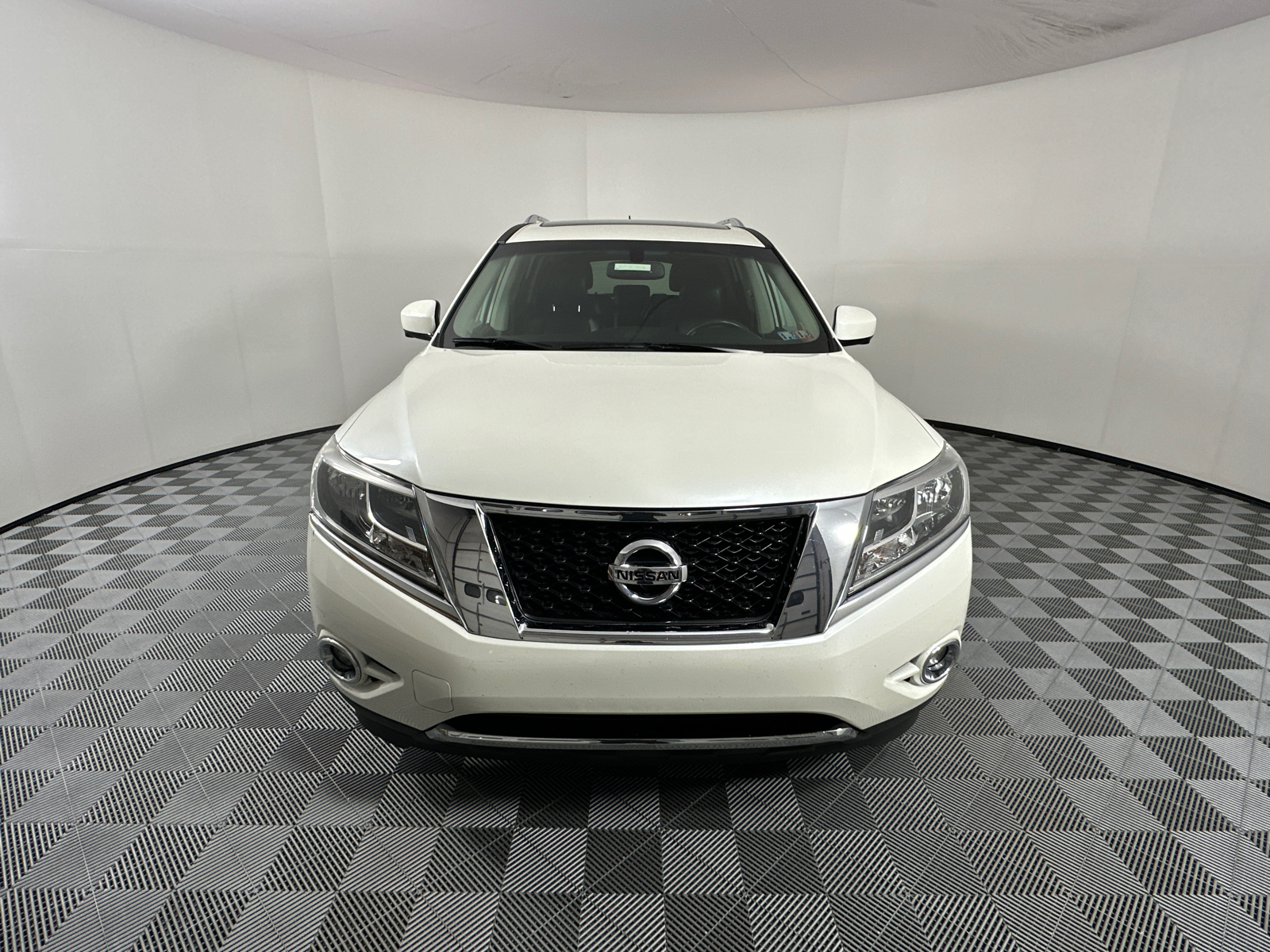 2016 Nissan Pathfinder SL 2