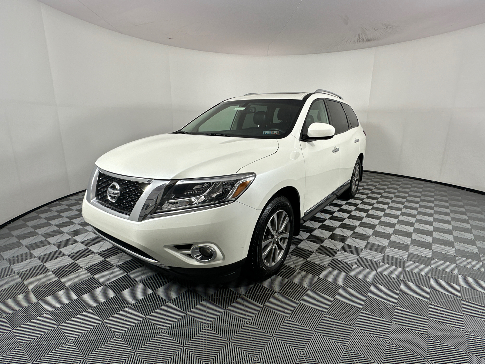 2016 Nissan Pathfinder SL 3