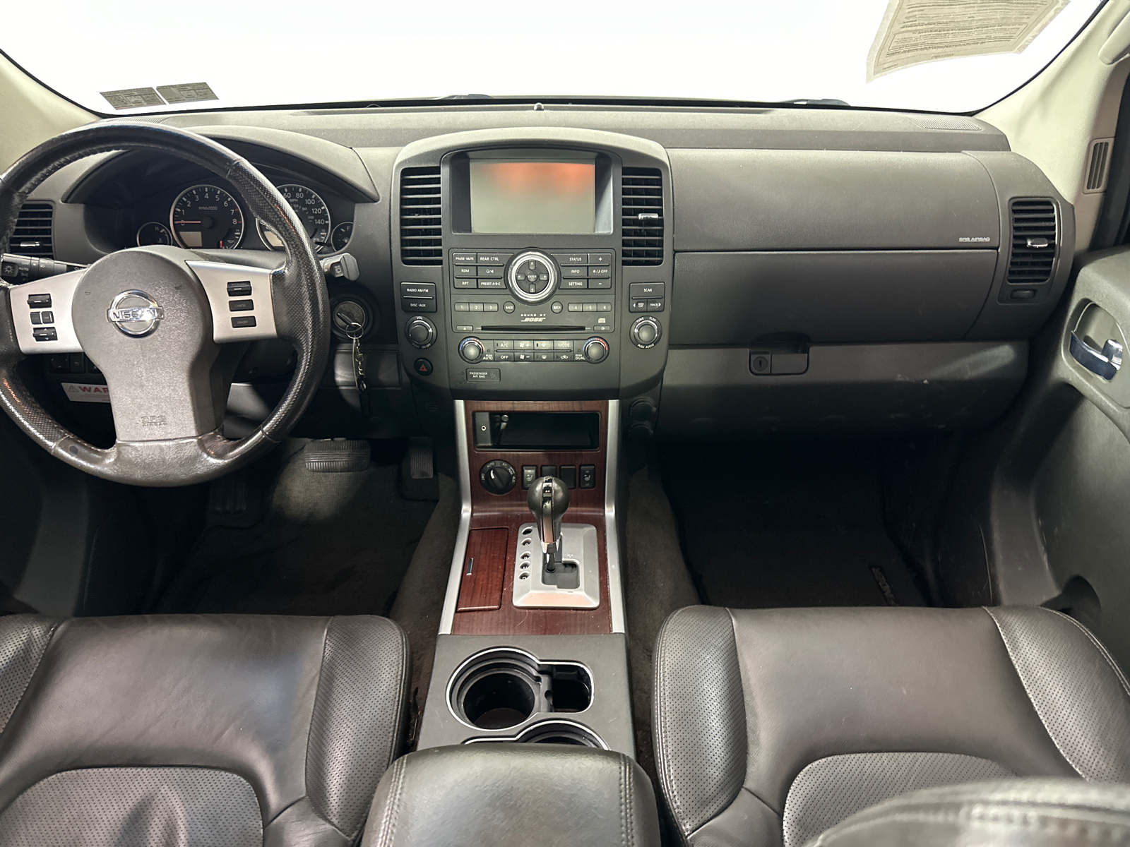 2008 Nissan Pathfinder LE 18